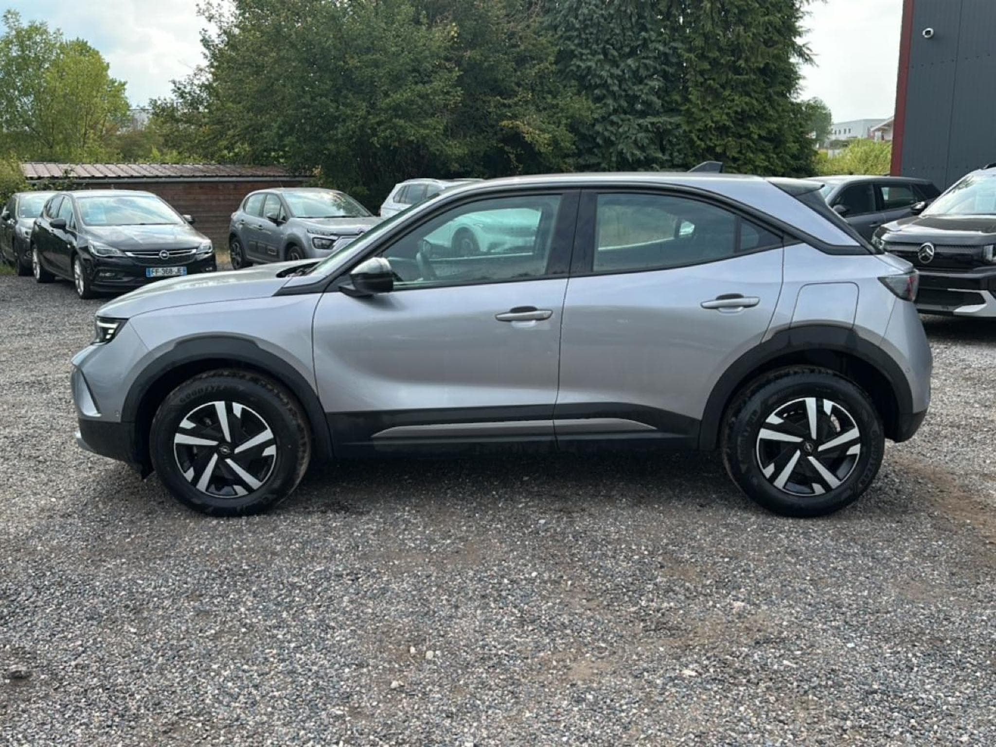 Opel MOKKA 1.2 TURBO HYBRID 136 EDITION E-DCT6 (2025) - Photo 8