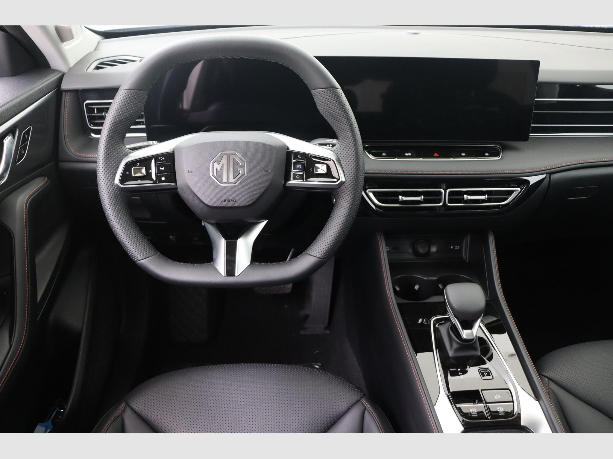 Mg EHS Luxury (2025) - Photo 11