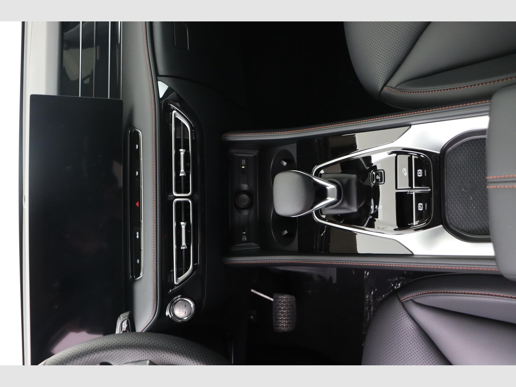 Mg EHS Luxury (2025) - Photo 12