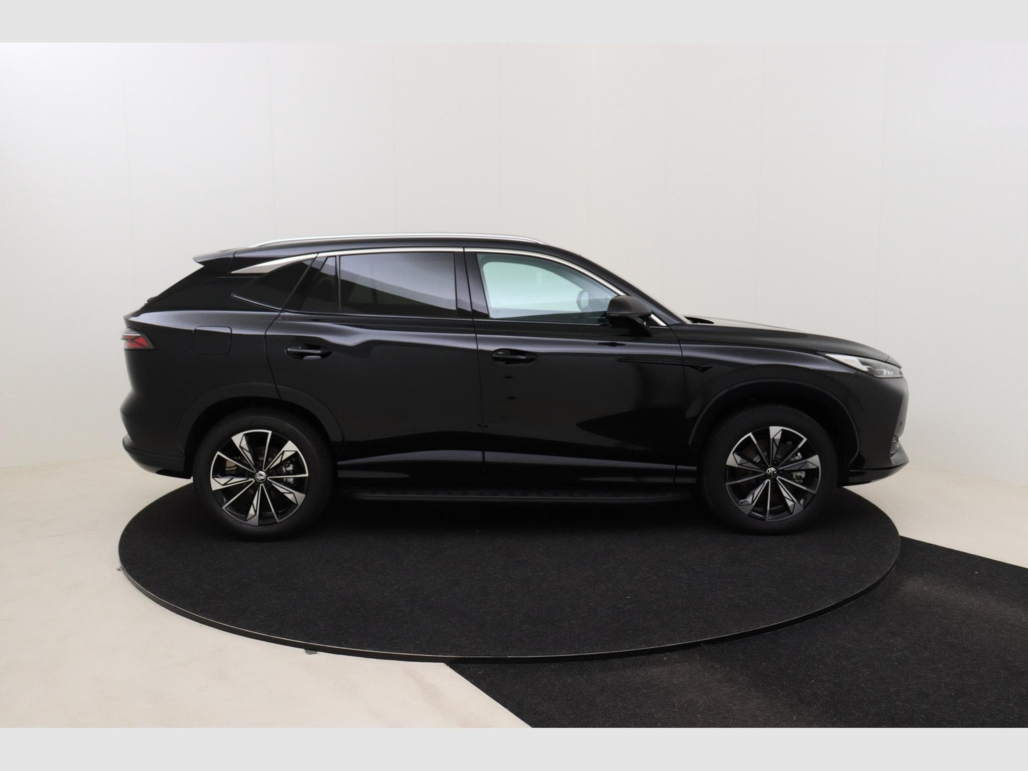 Mg EHS Luxury (2025) - Photo 4