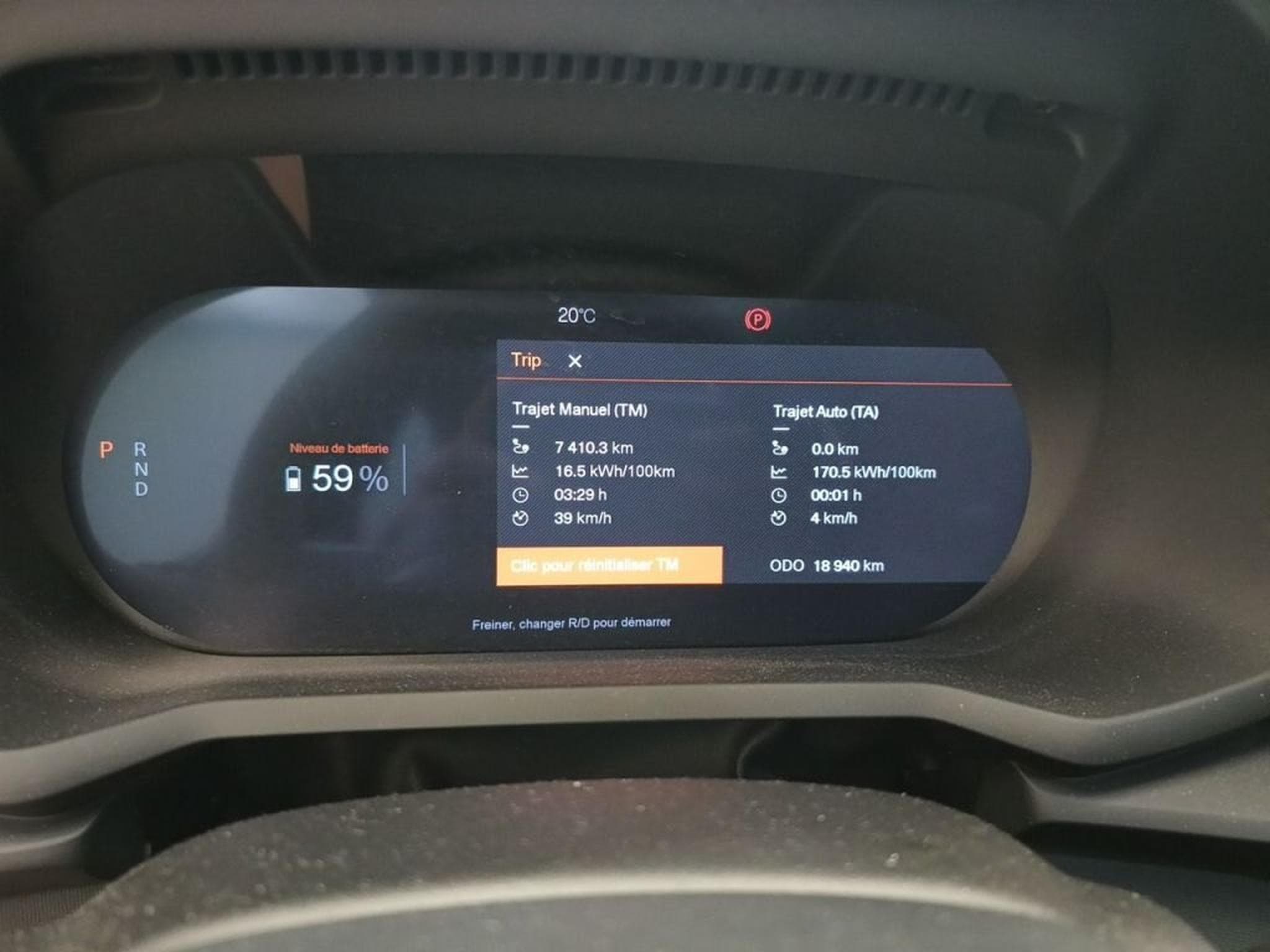 Polestar 2 Pilot Plus Climate (2025) - Photo 10