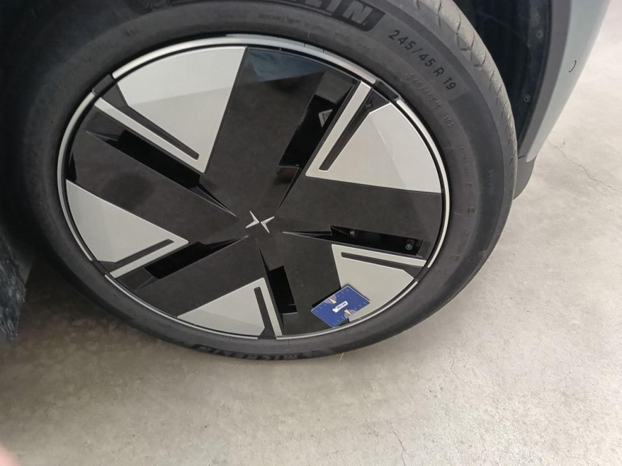 Polestar 2 Pilot Plus Climate (2025) - Photo 18