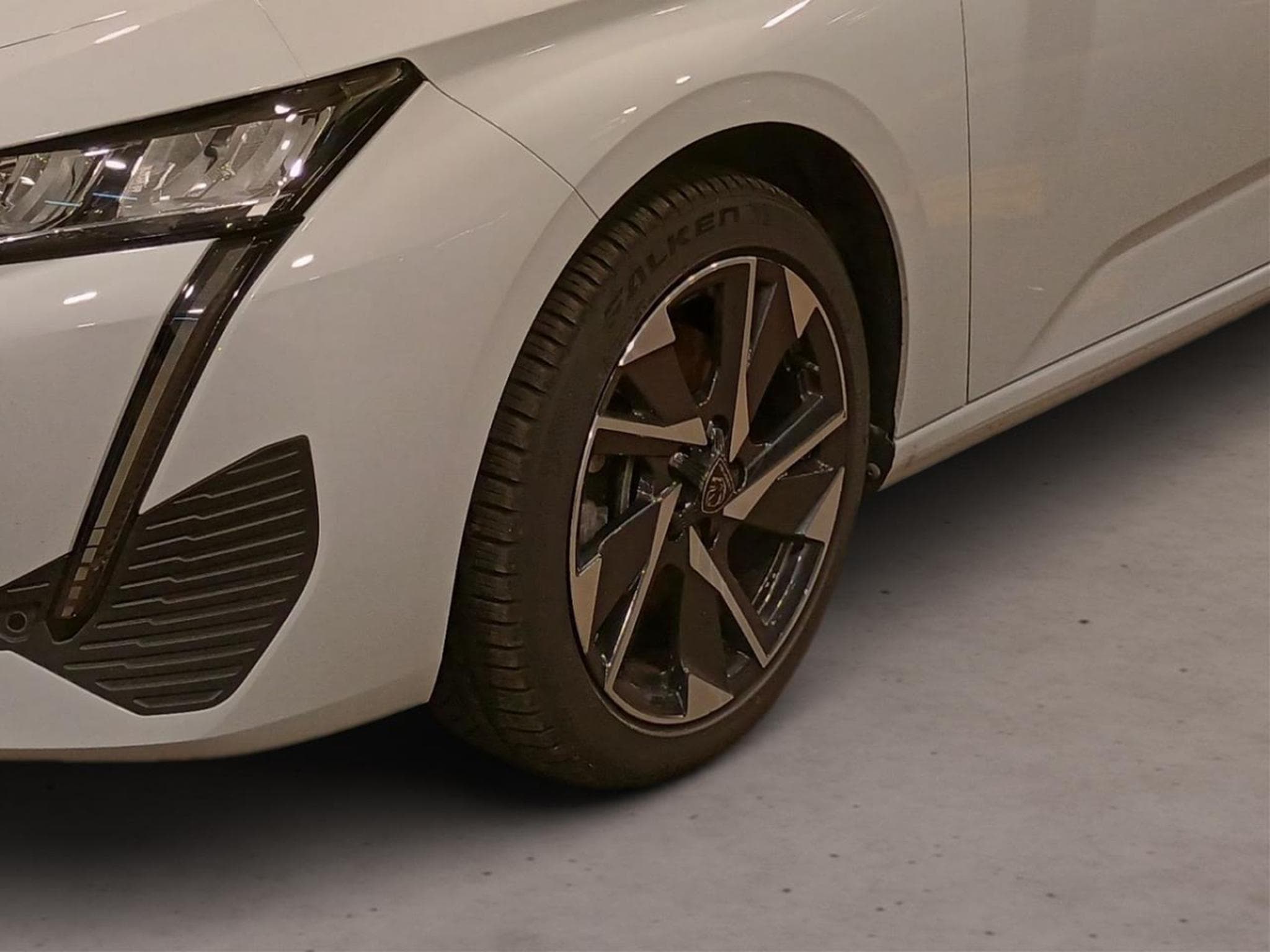 Peugeot 308 Allure (2024) - Photo 14
