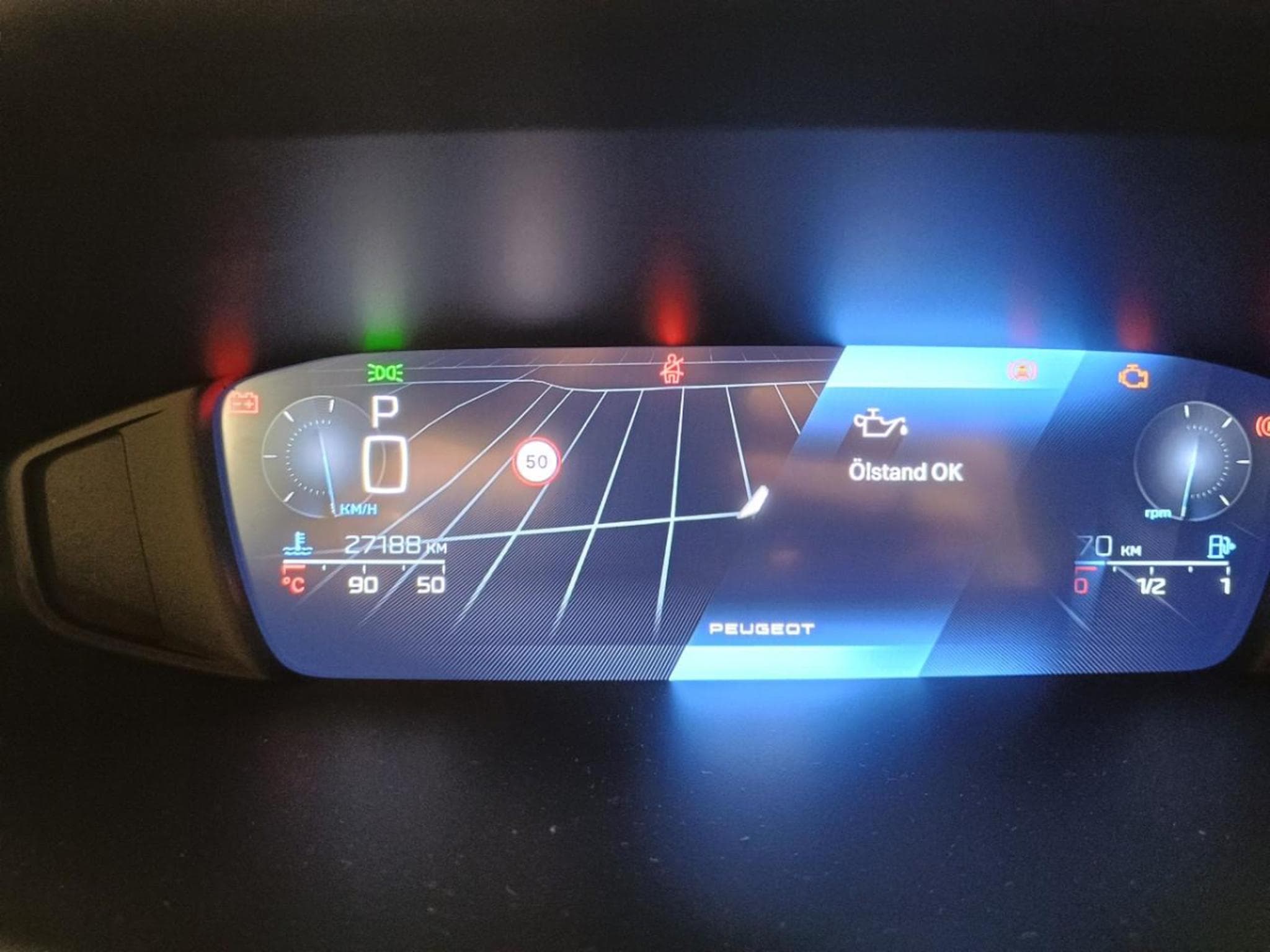 Peugeot 308 Allure (2024) - Photo 18