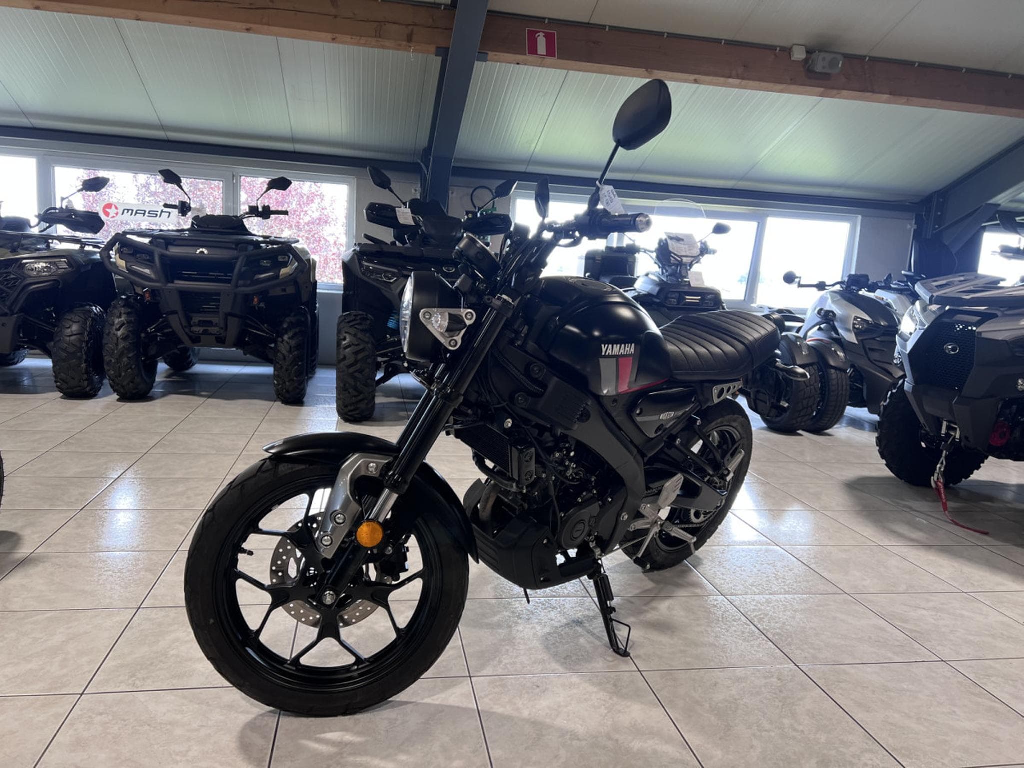 Yamaha XSR (2021) - Foto 2