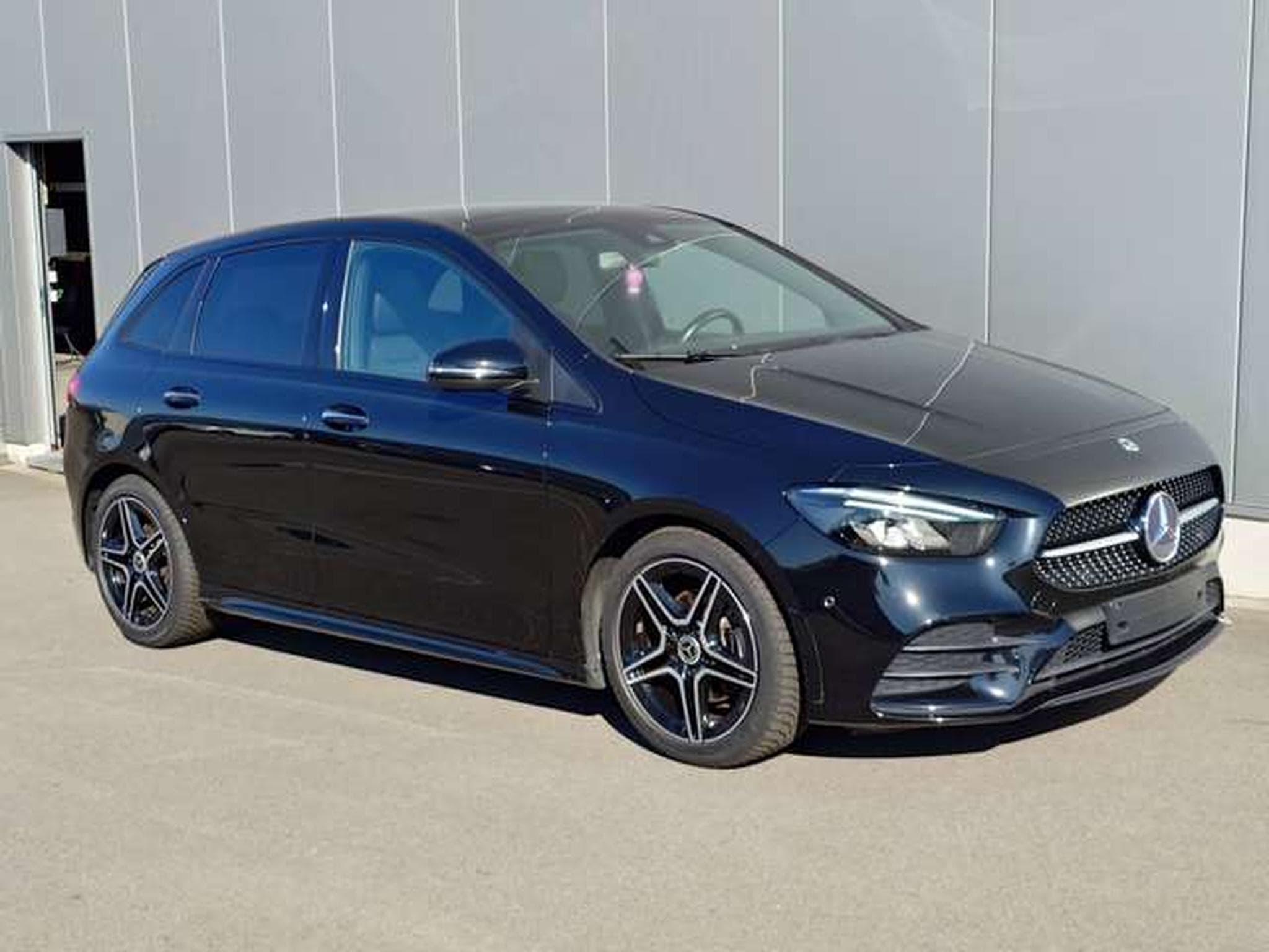 Mercedes B 200 B 200 d  150 AMG Line AMG Line (2022) - Foto 4
