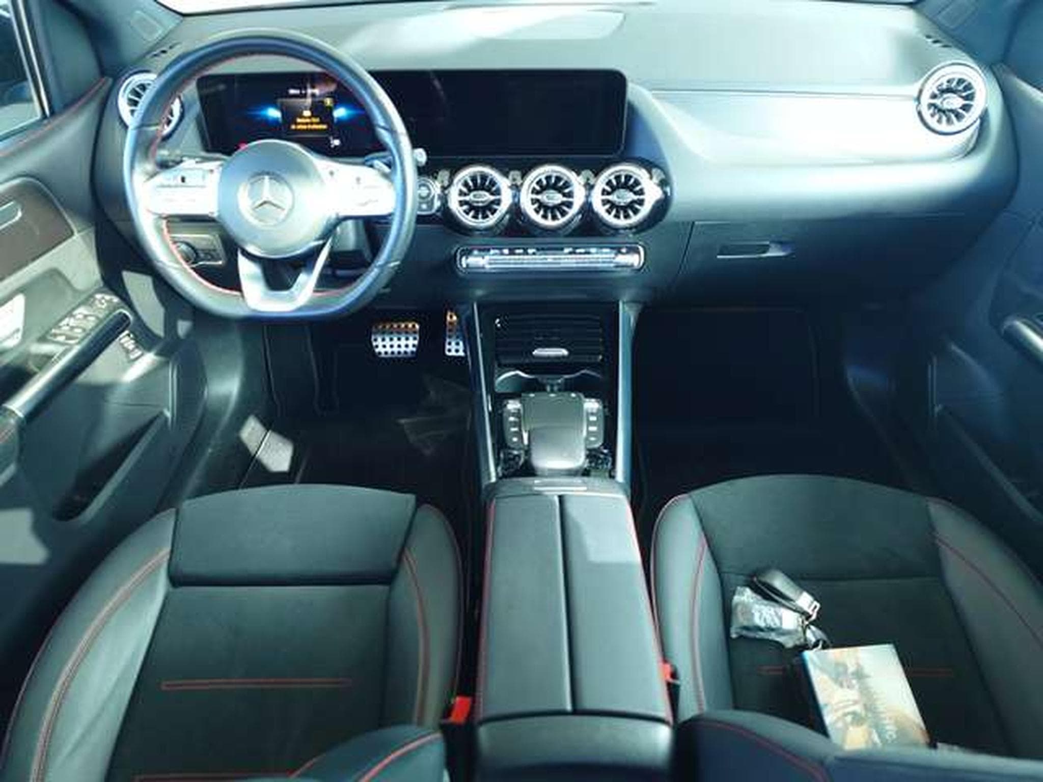 Mercedes B 200 B 200 d  150 AMG Line AMG Line (2022) - Foto 7