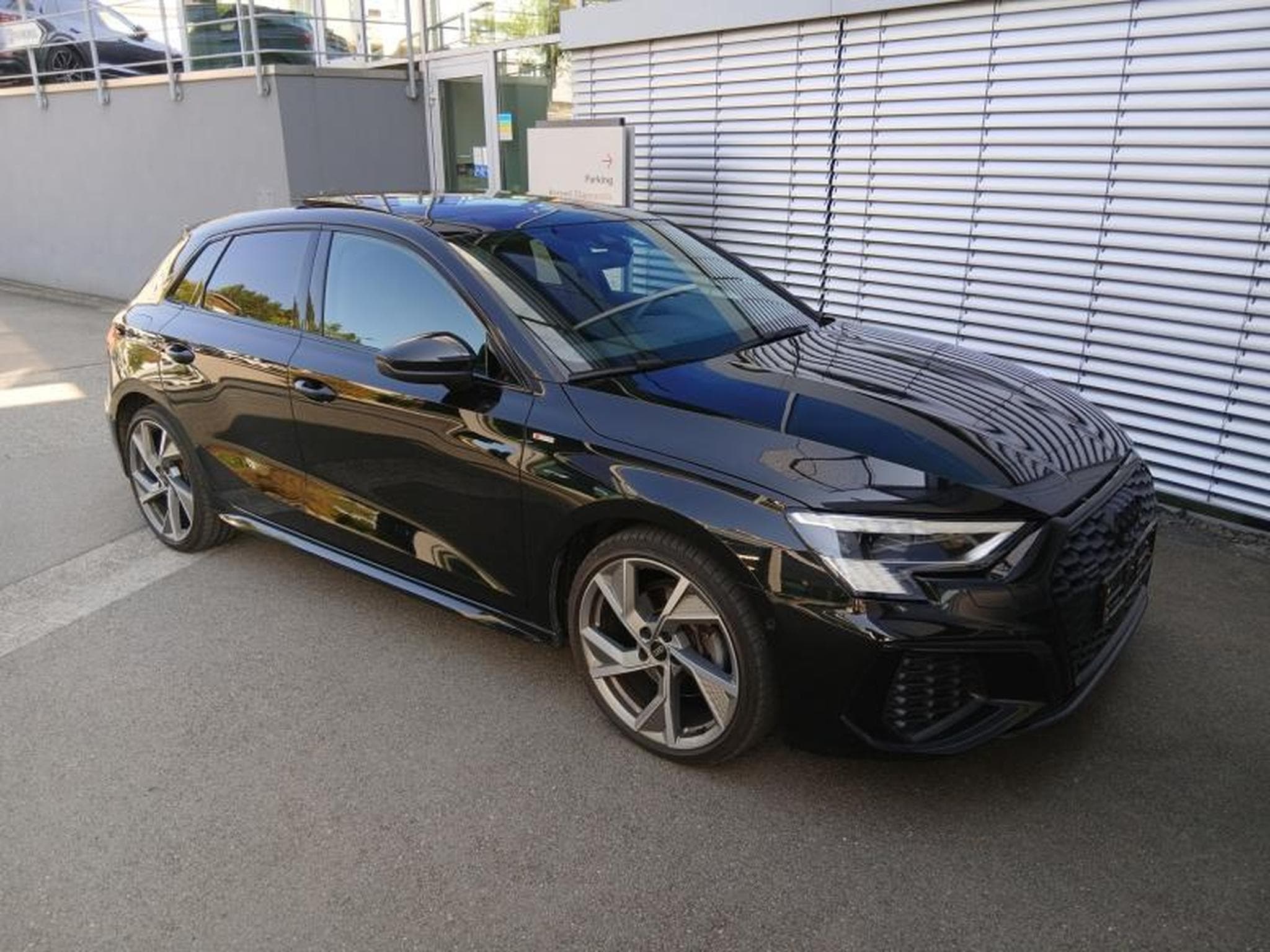 Audi A3 Sportback S-Line 40 TDI quattro s-tronic (2023) - Photo 5