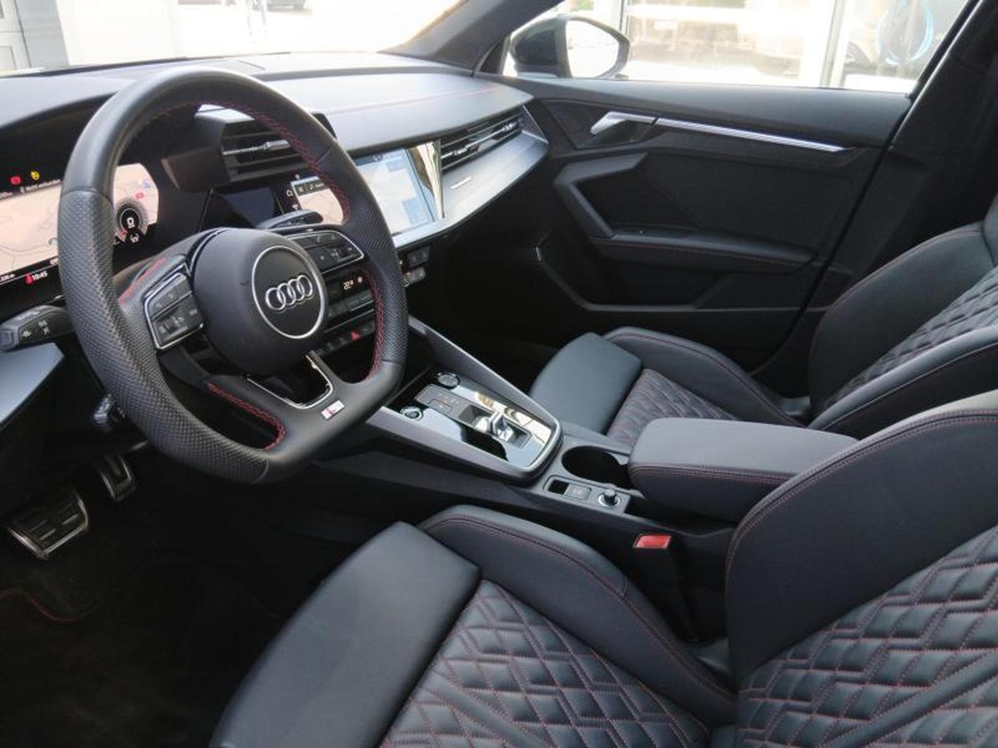 Audi A3 Sportback S-Line 40 TDI quattro s-tronic (2023) - Photo 9