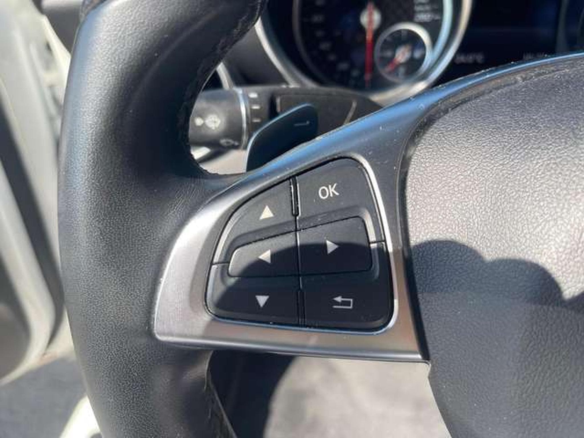 Mercedes SLC 200 SPECIAL EDITION-JUSQU'A 36 MOIS DE GARANTIE (2019) - Photo 15