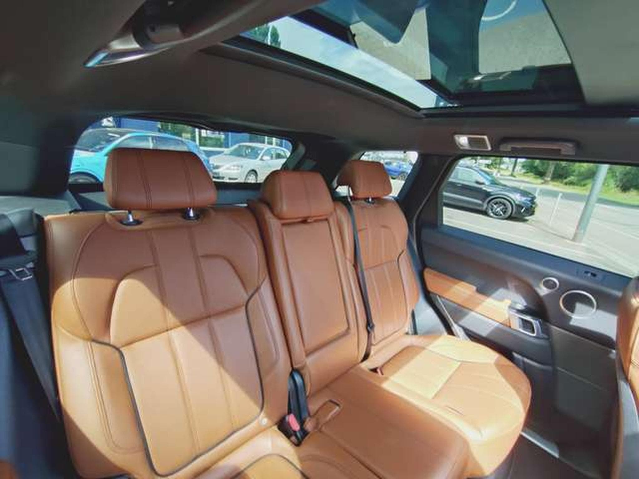 Land-Rover Range Rover Sport HSE (2017) - Foto 12