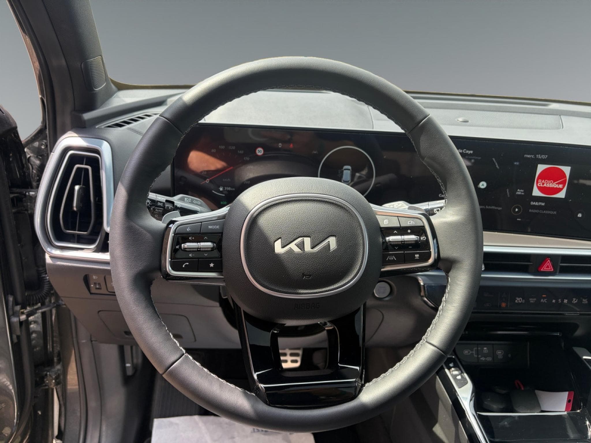 Kia Sorento Pace 1.6 T-GDi HEV 4WD (2025) - Photo 12