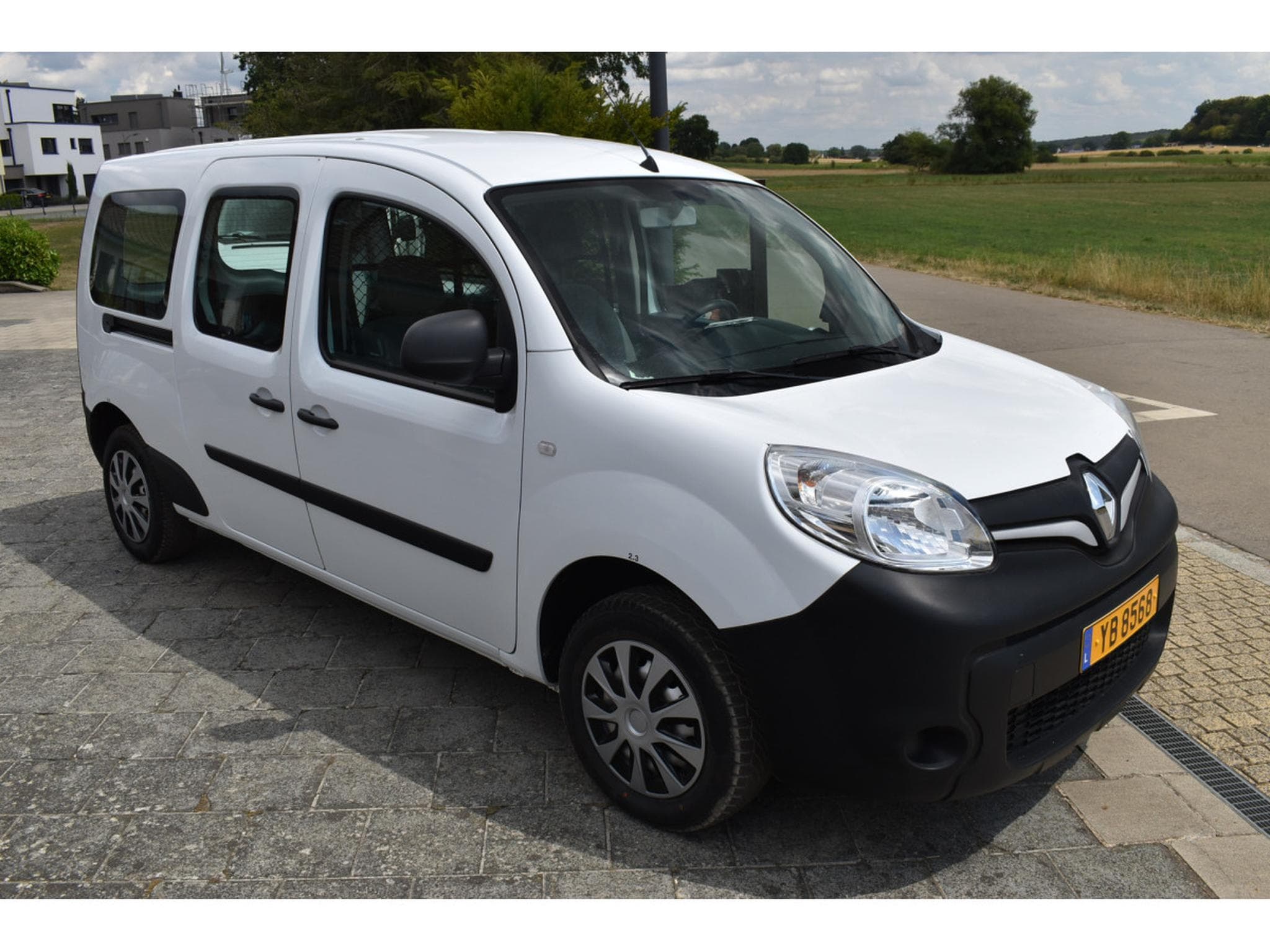 Renault Kangoo 1,5 DCi 95 Maxi  42000km (2021) - Photo 2