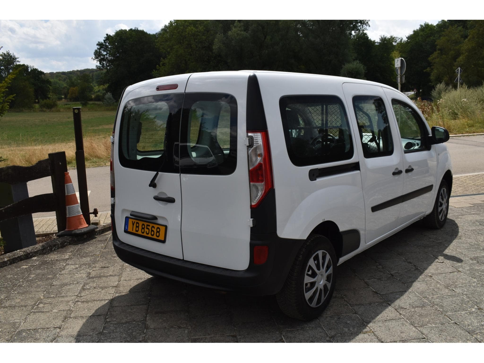 Renault Kangoo 1,5 DCi 95 Maxi  42000km (2021) - Photo 4