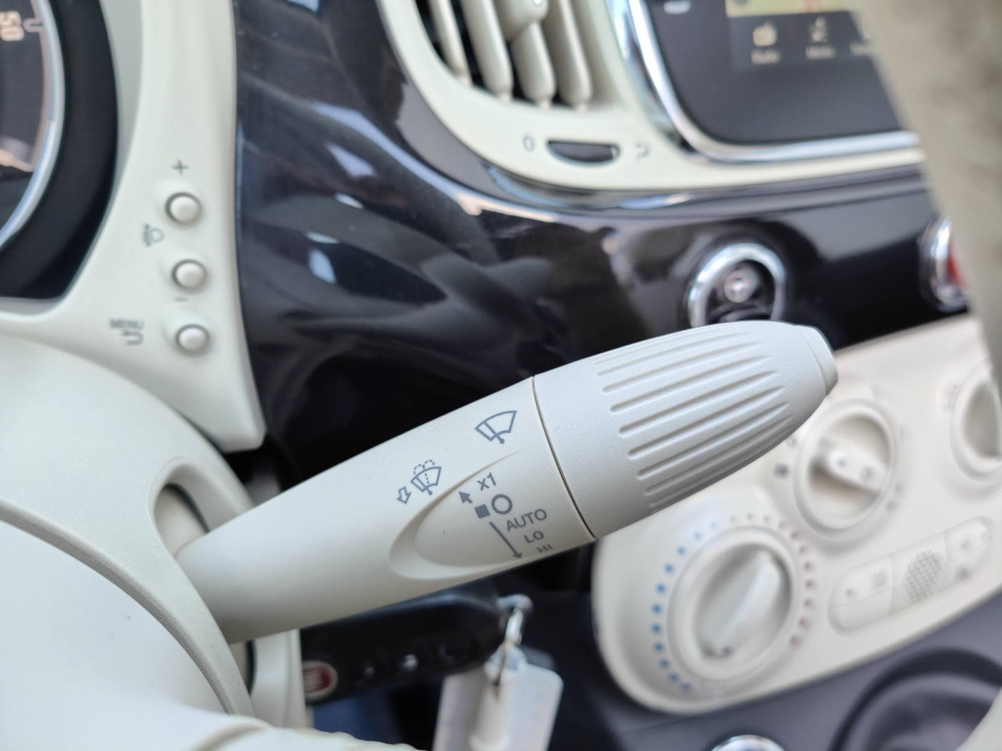 Fiat 500 1.2 CABRIO GPS CLIM CRUISE BLUETOOTH (2018) - Photo 12
