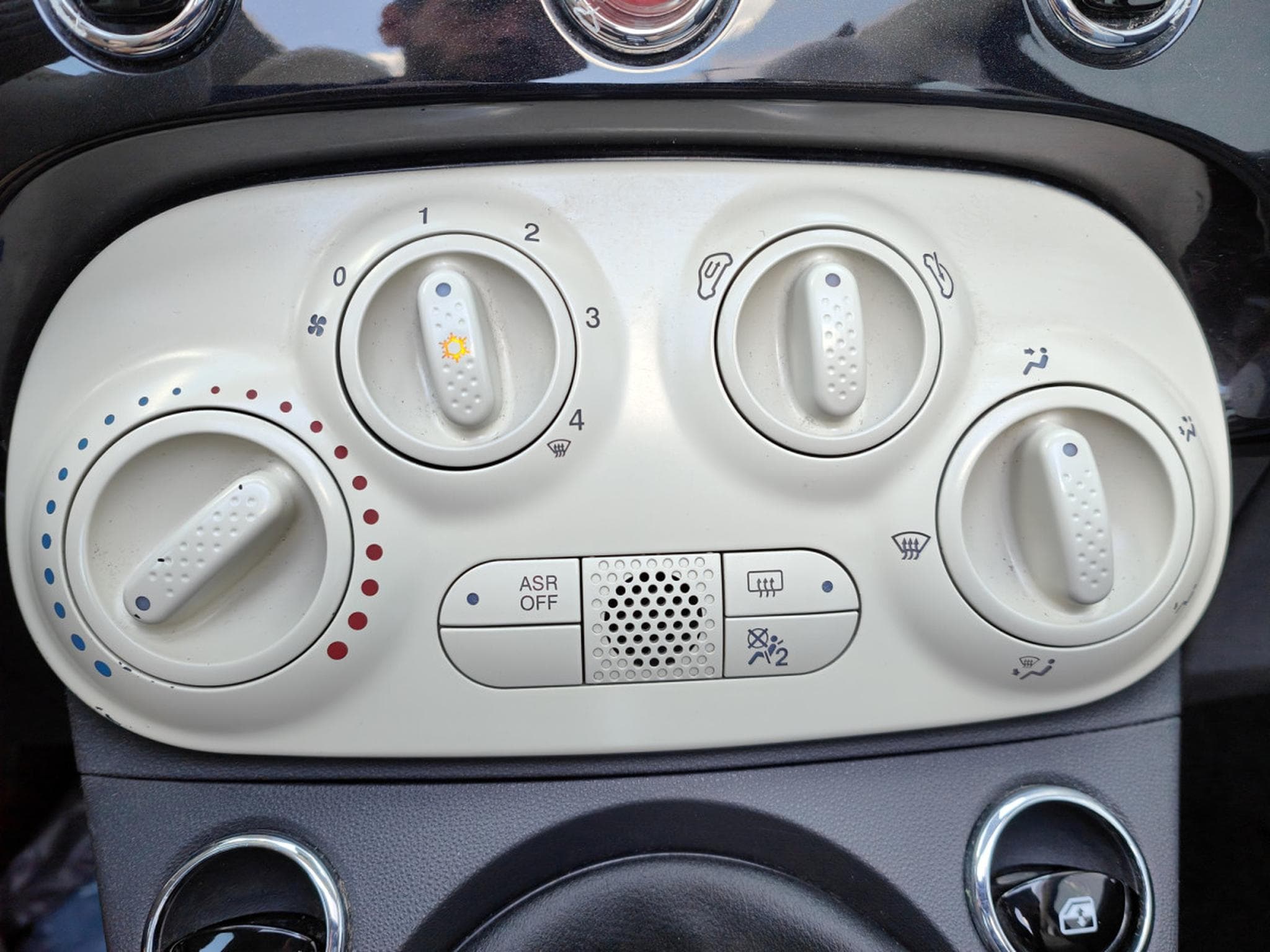Fiat 500 1.2 CABRIO GPS CLIM CRUISE BLUETOOTH (2018) - Photo 20