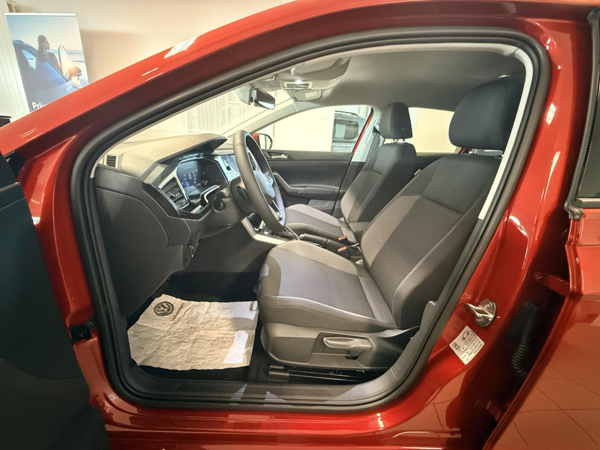 VW Taigo Life 1.0 TSI 85 kW / 116 CV Boîte à double embrayage 7 vites (2026) - Foto 5