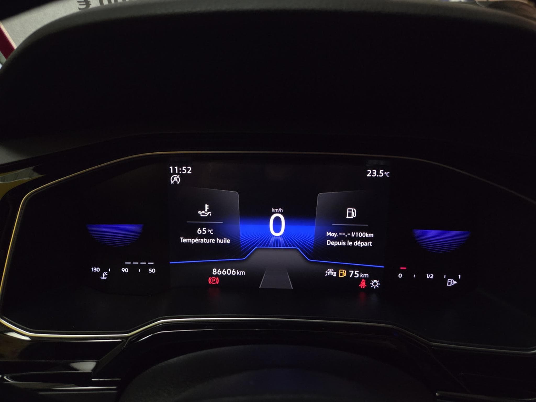 VW Polo TSI R-LINE 95CV (2023) - Photo 16