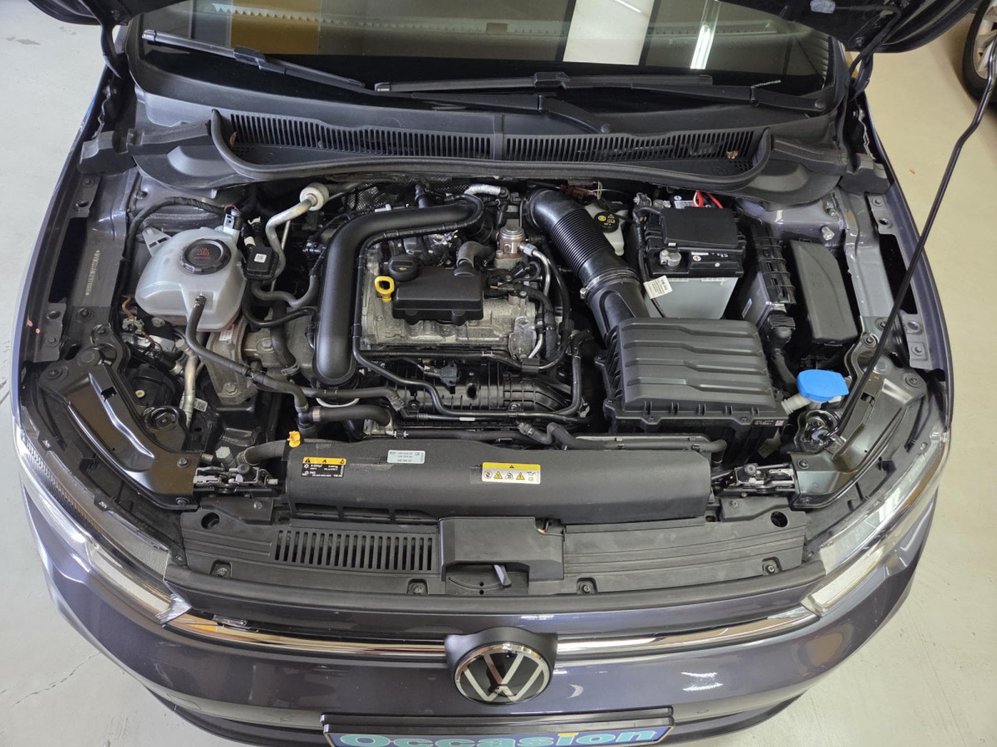 VW Polo TSI R-LINE 95CV (2023) - Photo 23