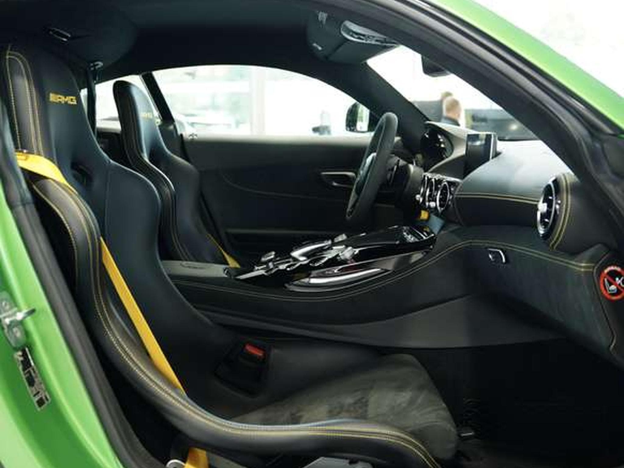 Mercedes AMG GT R Coupé *Keramik*Carbon*NO OPF*11Tsd*Burm (2019) - Photo 26