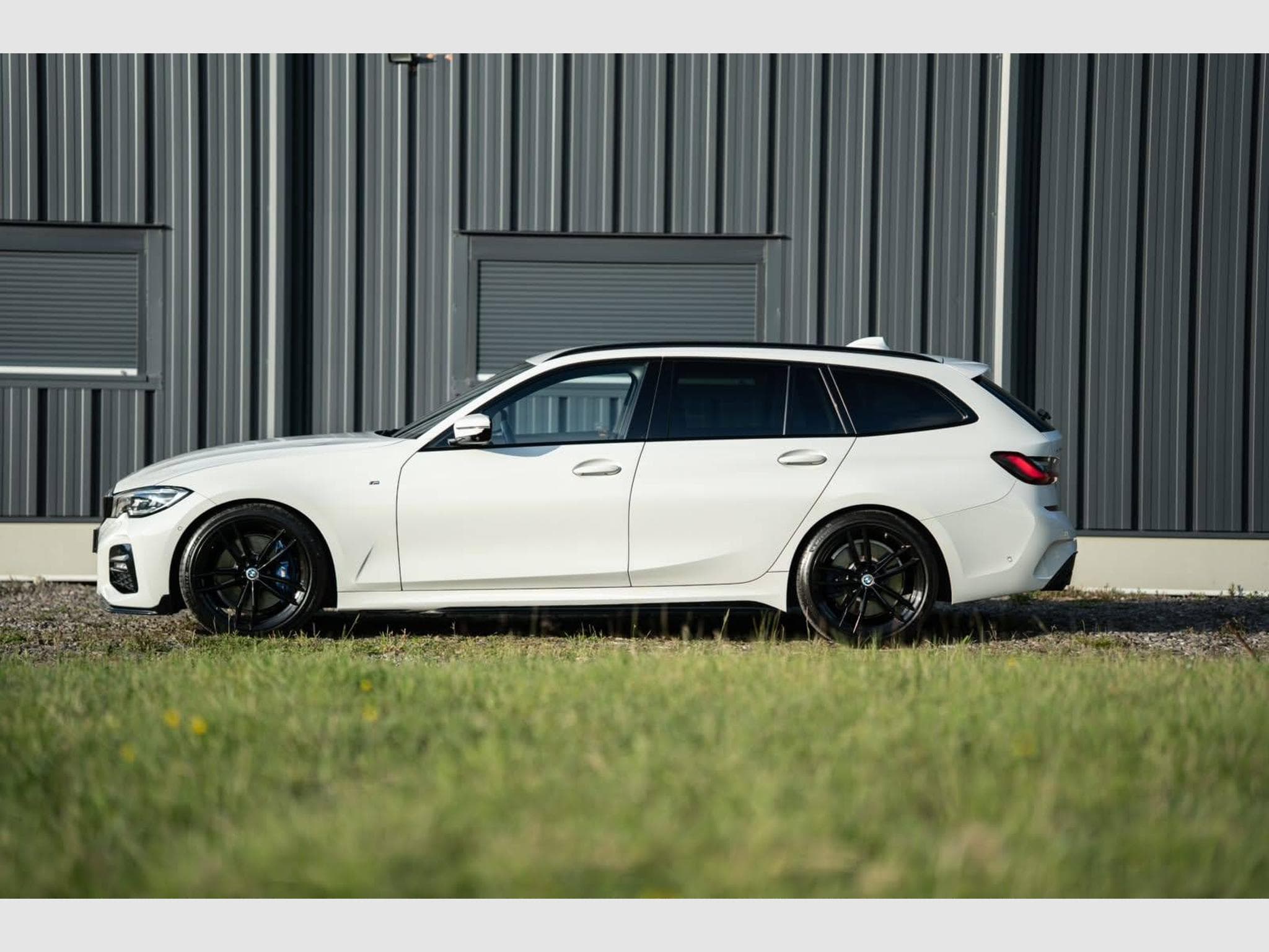 BMW Série 3 330 i xDrive M Sport – 1ère Main – Suivi BMW (2020) - Foto 35