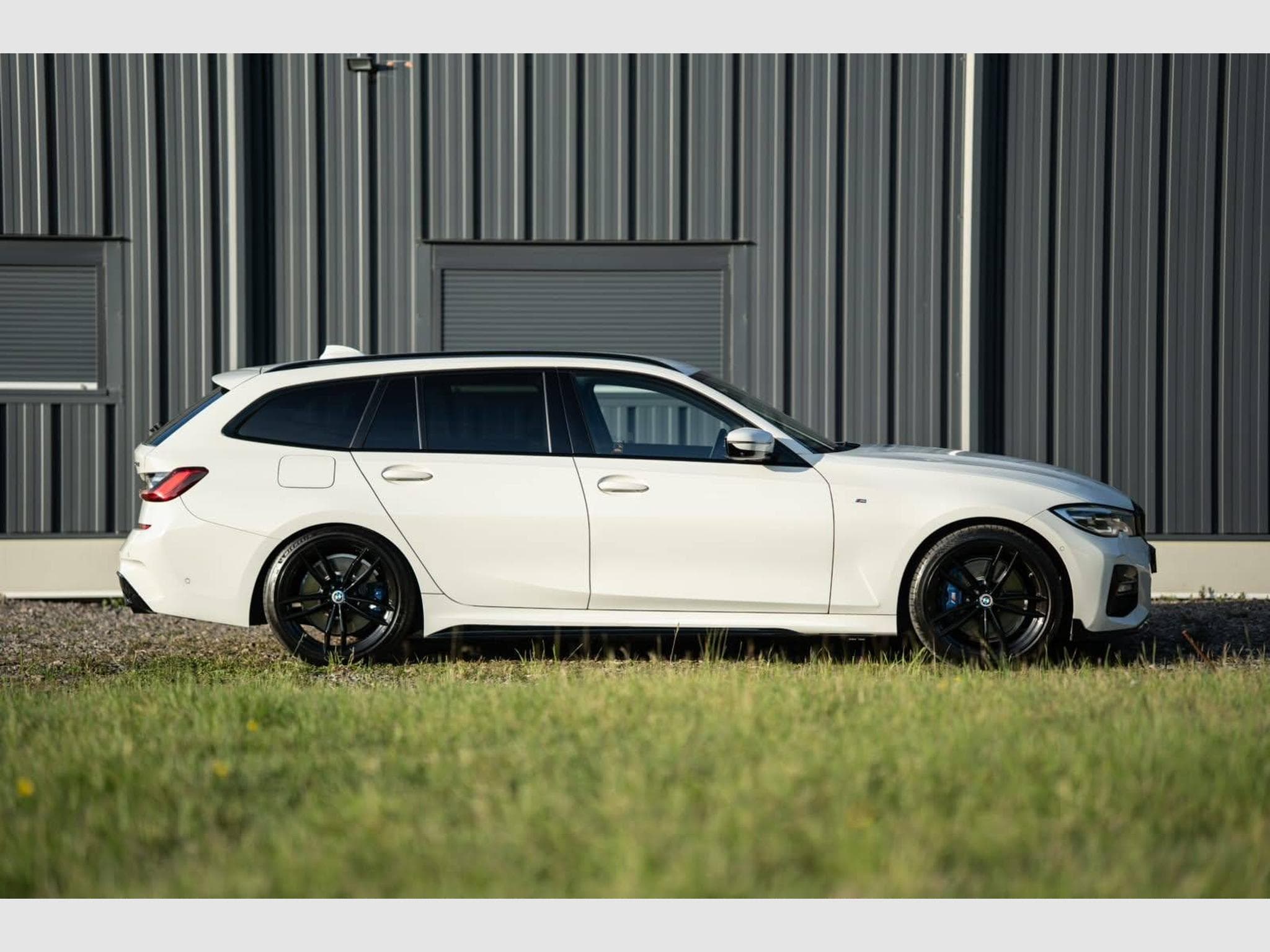 BMW Série 3 330 i xDrive M Sport – 1ère Main – Suivi BMW (2020) - Foto 36