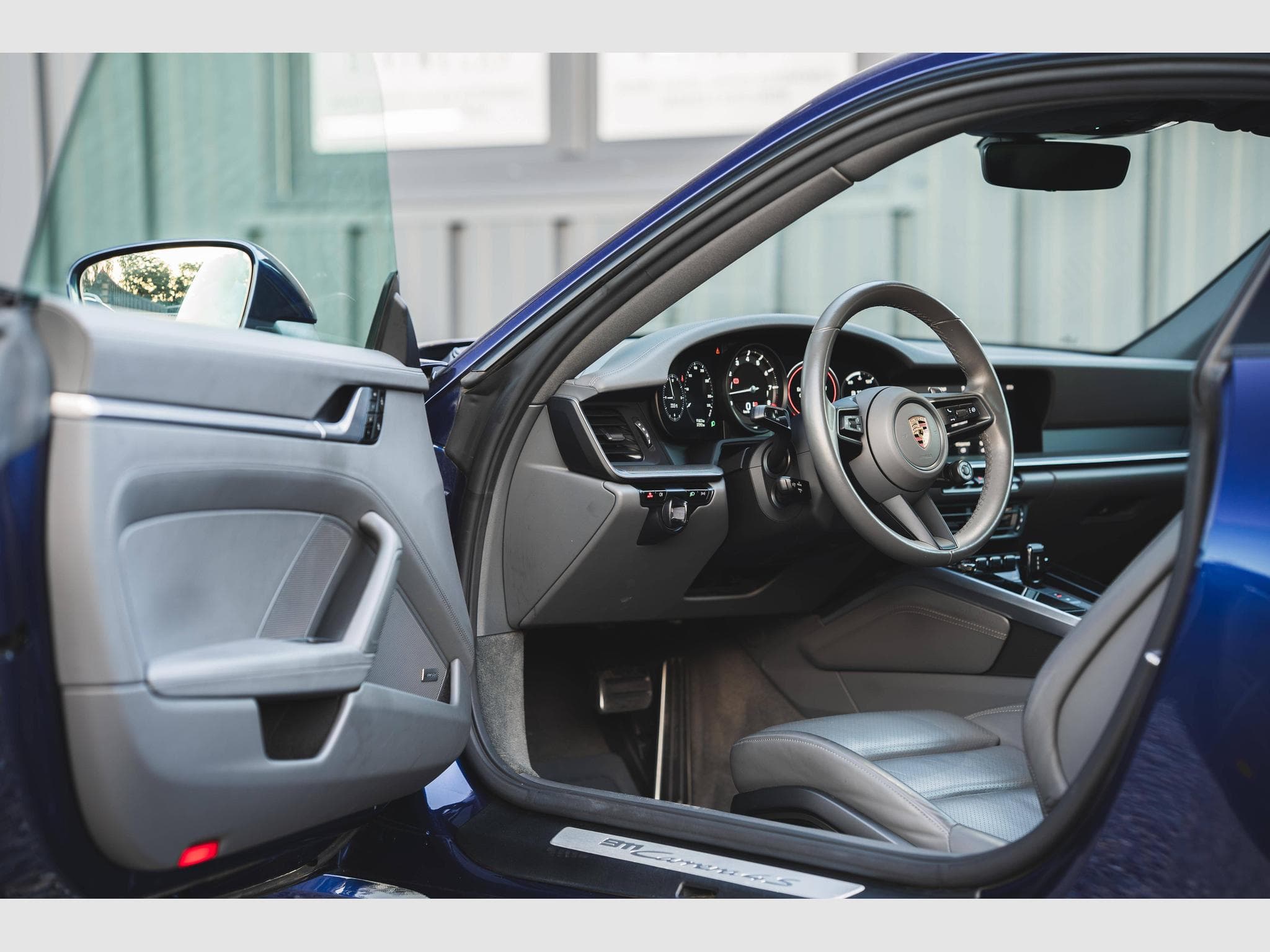 Porsche 911 Carrera 4S - SportDesign – Toit Carbone – Bleu Gentiane – Ap (2019) - Foto 11