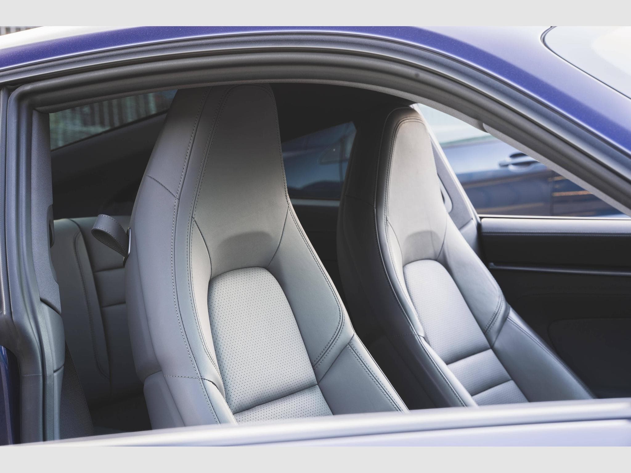 Porsche 911 Carrera 4S - SportDesign – Toit Carbone – Bleu Gentiane – Ap (2019) - Foto 15
