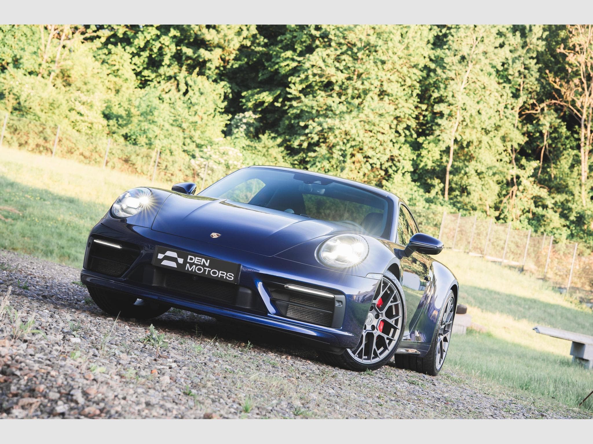 Porsche 911 Carrera 4S - SportDesign – Toit Carbone – Bleu Gentiane – Ap (2019) - Foto 28