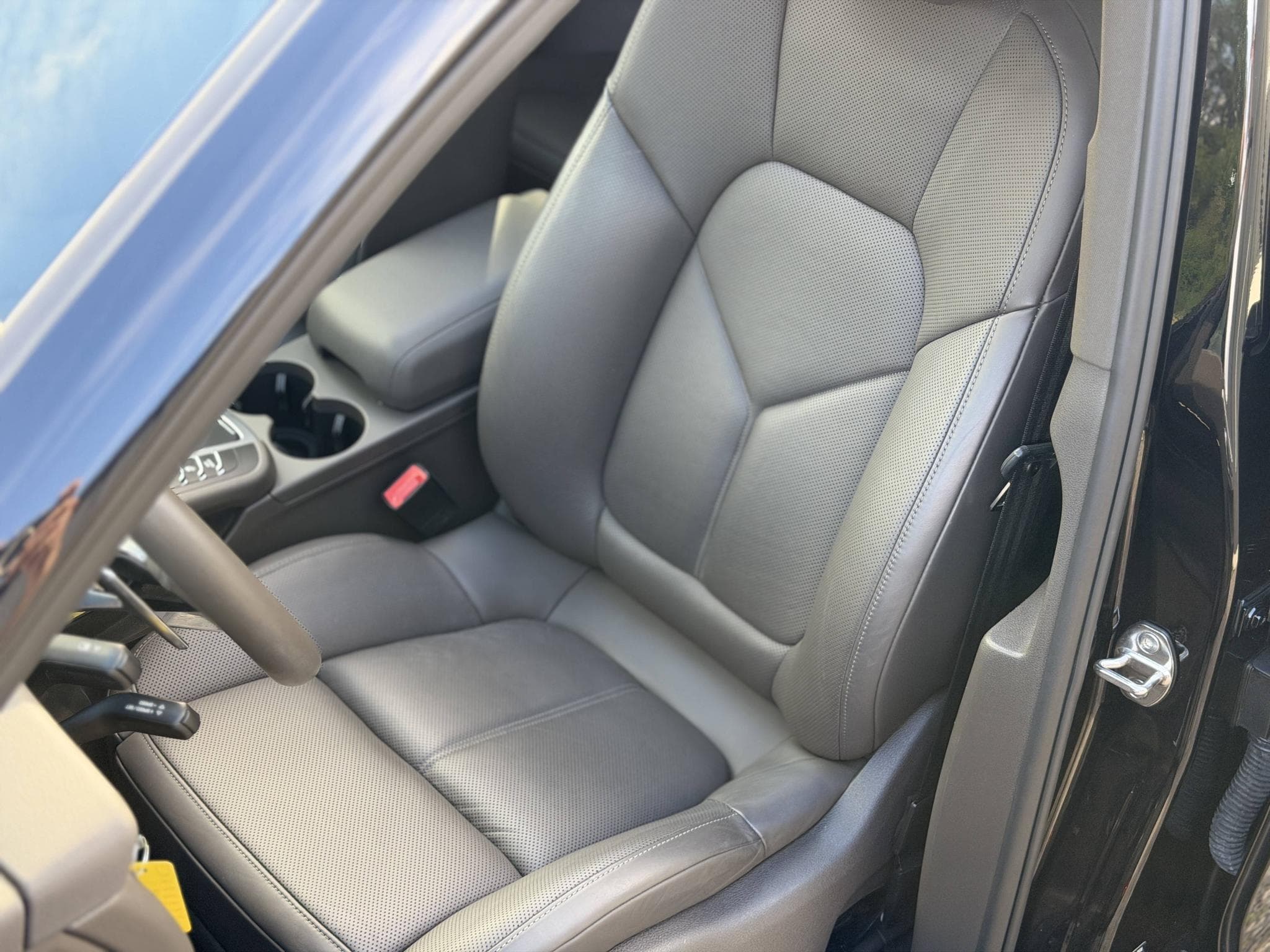 Porsche Macan S 3.0 V6 354ch – 1ère Main, Très Belle Configuration, Malus (2019) - Foto 25