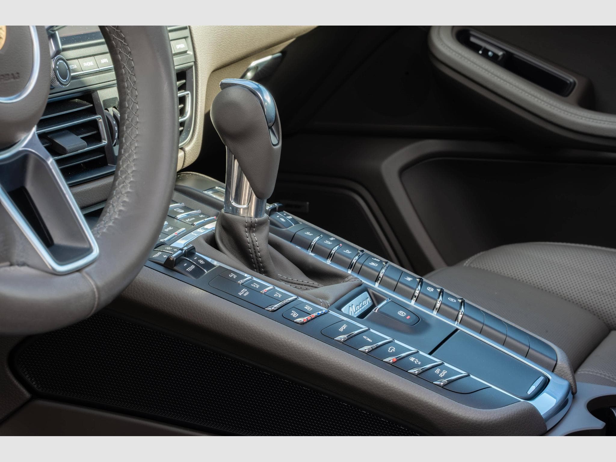 Porsche Macan S 3.0 V6 354ch – 1ère Main, Très Belle Configuration, Malus (2019) - Foto 29