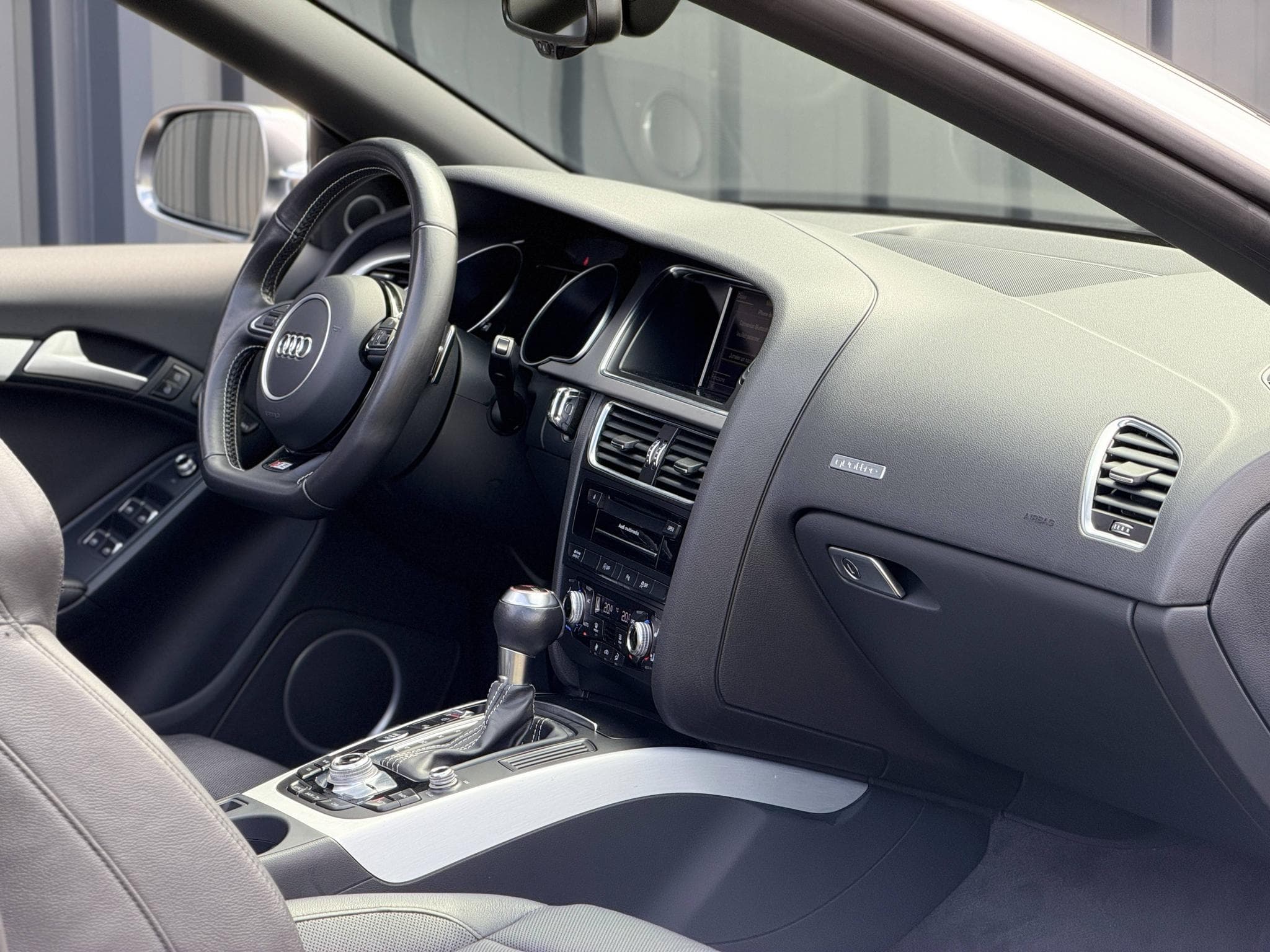 Audi S5 Cabriolet V6 333ch Quattro S tronic / B&O / ACC / Sièges Cli (2013) - Photo 43