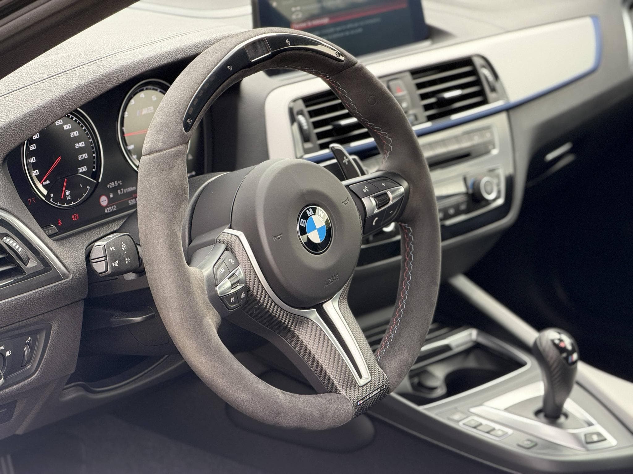 BMW M2 Competition DKG 410ch - 1ère Main / Gris Hockenheim / Pack M (2019) - Photo 11