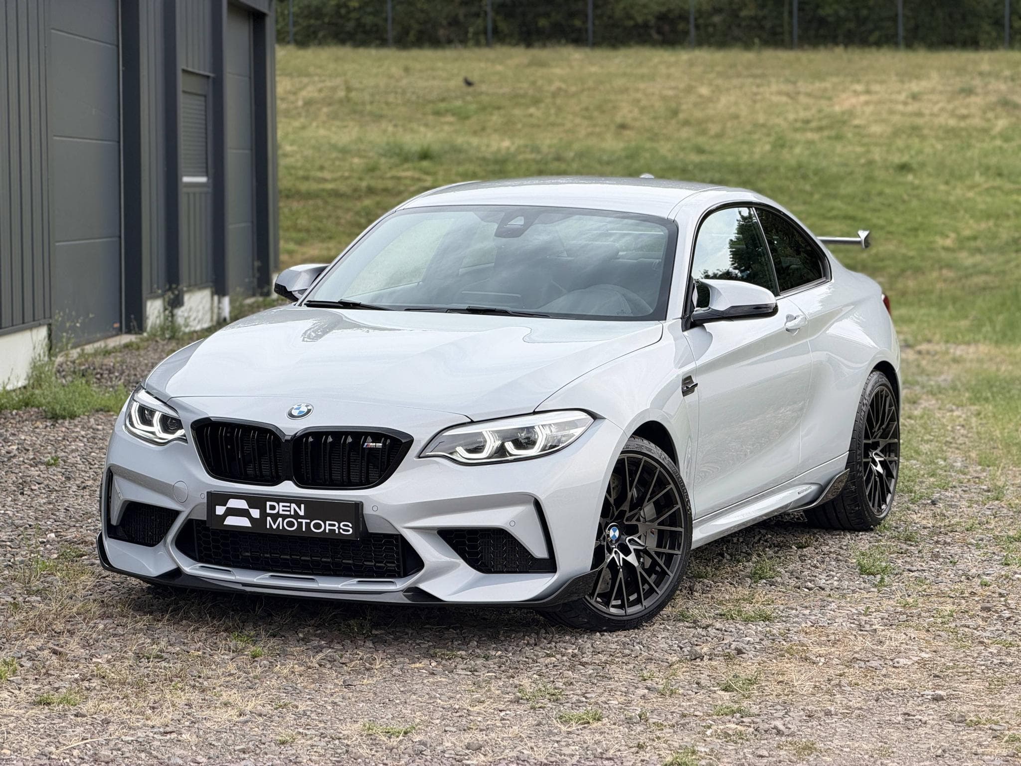 BMW M2 Competition DKG 410ch - 1ère Main / Gris Hockenheim / Pack M (2019) - Photo 28