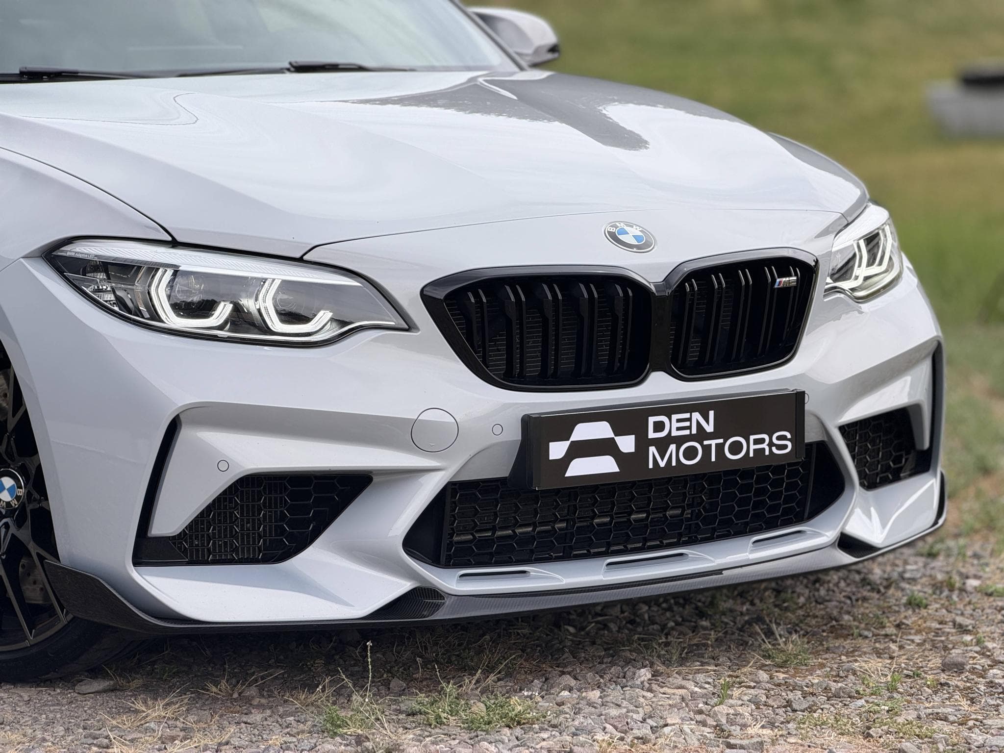 BMW M2 Competition DKG 410ch - 1ère Main / Gris Hockenheim / Pack M (2019) - Photo 7