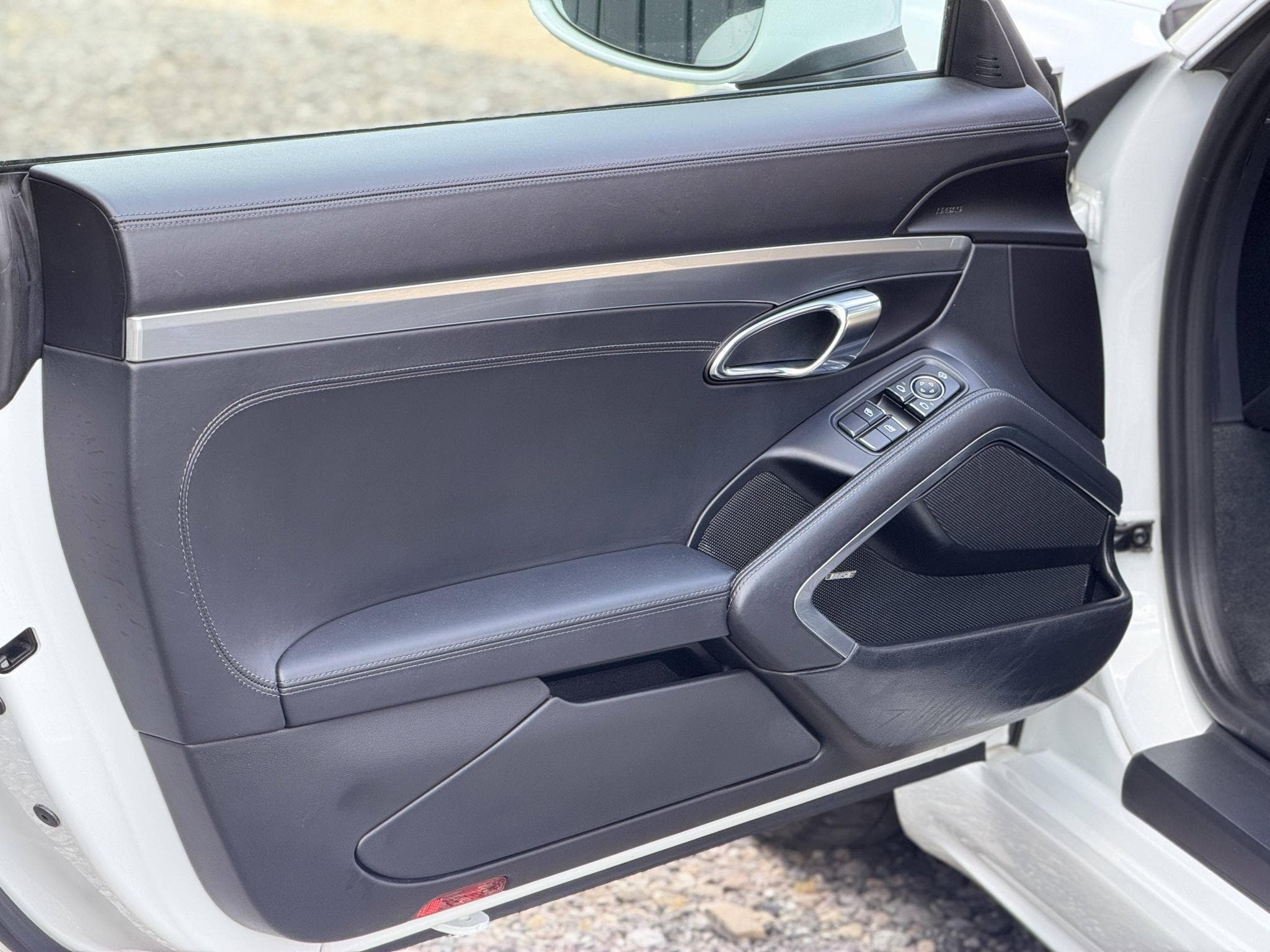 Porsche 718 2.5 350ch S PDK / Immat FR / 25 000€ d'options / Sport Chron (2018) - Photo 30