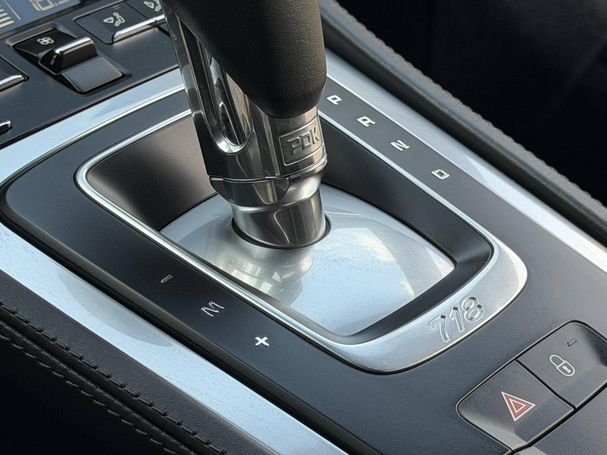 Porsche 718 2.5 350ch S PDK / Immat FR / 25 000€ d'options / Sport Chron (2018) - Photo 34