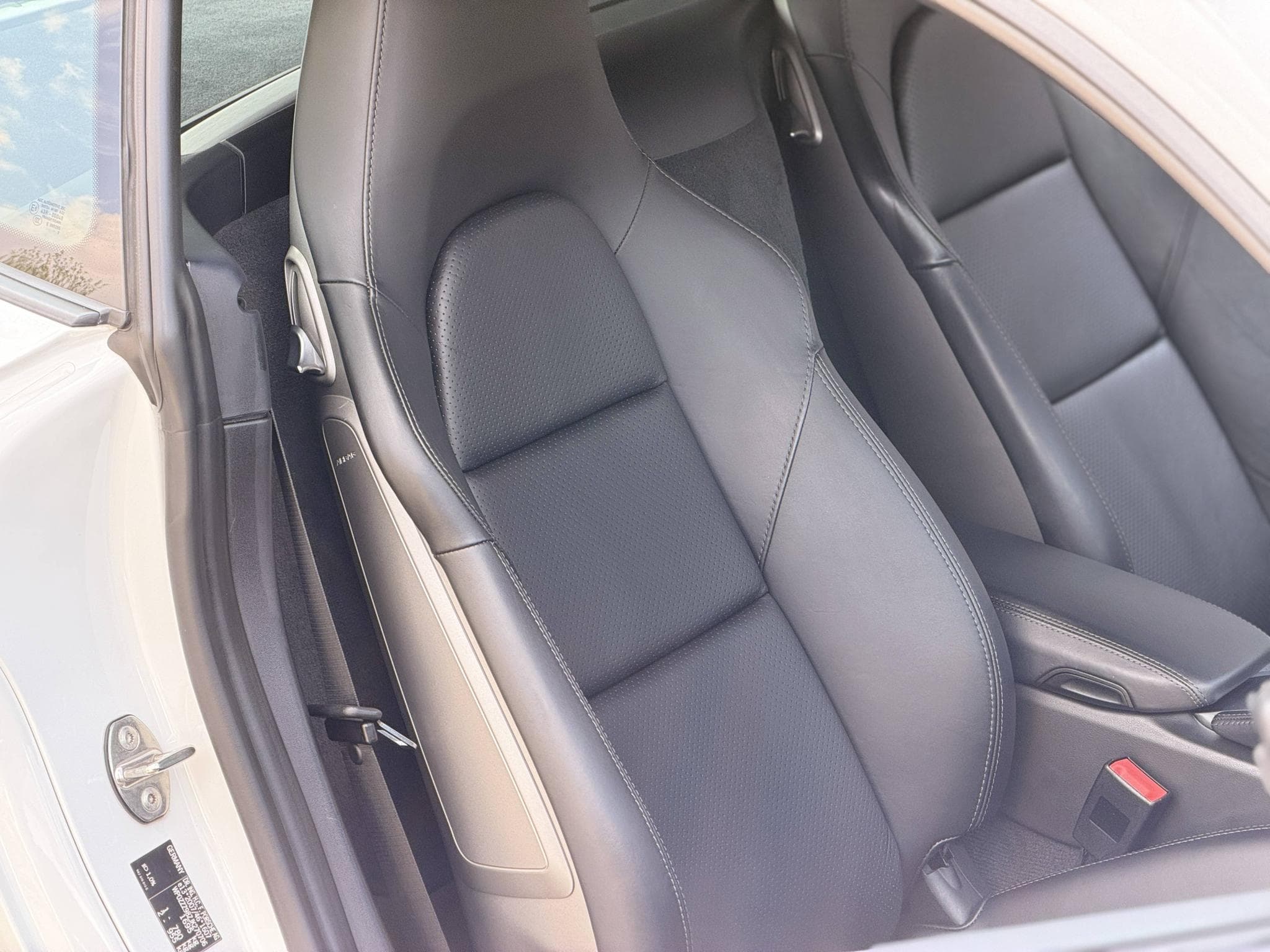 Porsche 718 2.5 350ch S PDK / Immat FR / 25 000€ d'options / Sport Chron (2018) - Photo 44