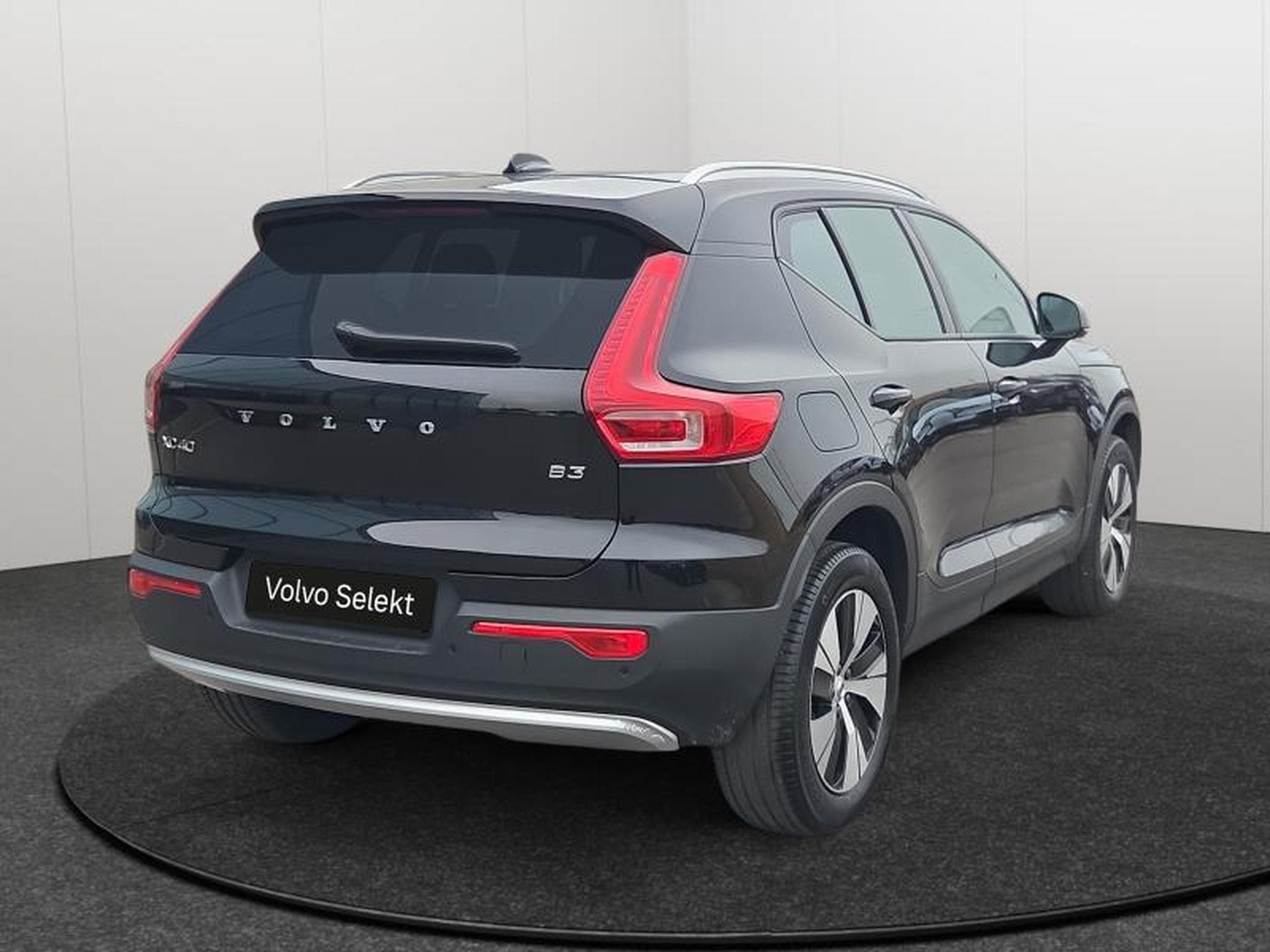 Volvo XC40 B3 Core 2026 / Essence (2025) - Foto 5
