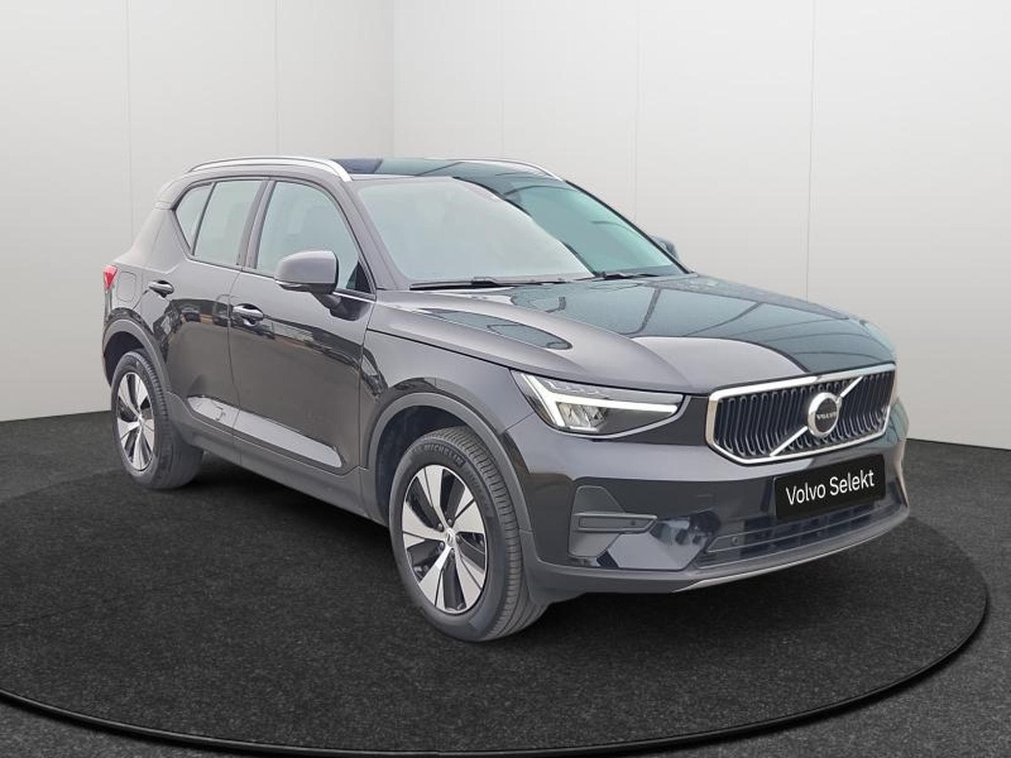 Volvo XC40 B3 Core 2026 / Essence (2025) - Foto 7