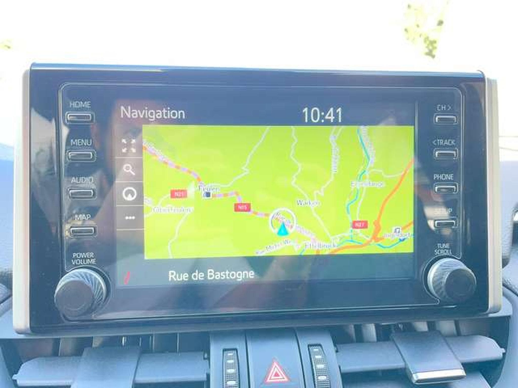 Toyota RAV 4 5d. 2.5 Hybrid Style Plus - JUSQU'A 3 ANS GARANTIE (2022) - Foto 20