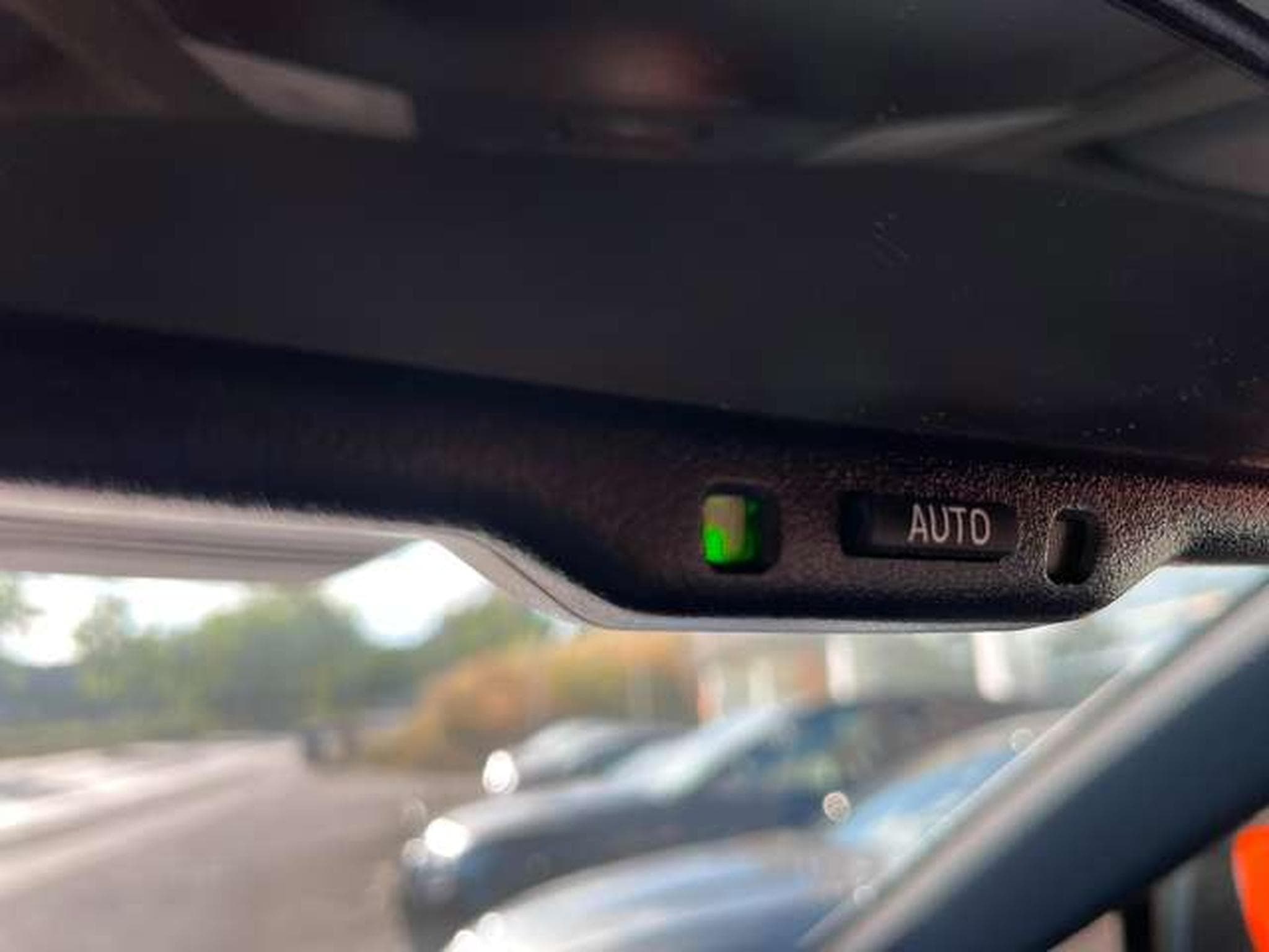 Toyota RAV 4 5d. 2.5 Hybrid Style Plus - JUSQU'A 3 ANS GARANTIE (2022) - Foto 24