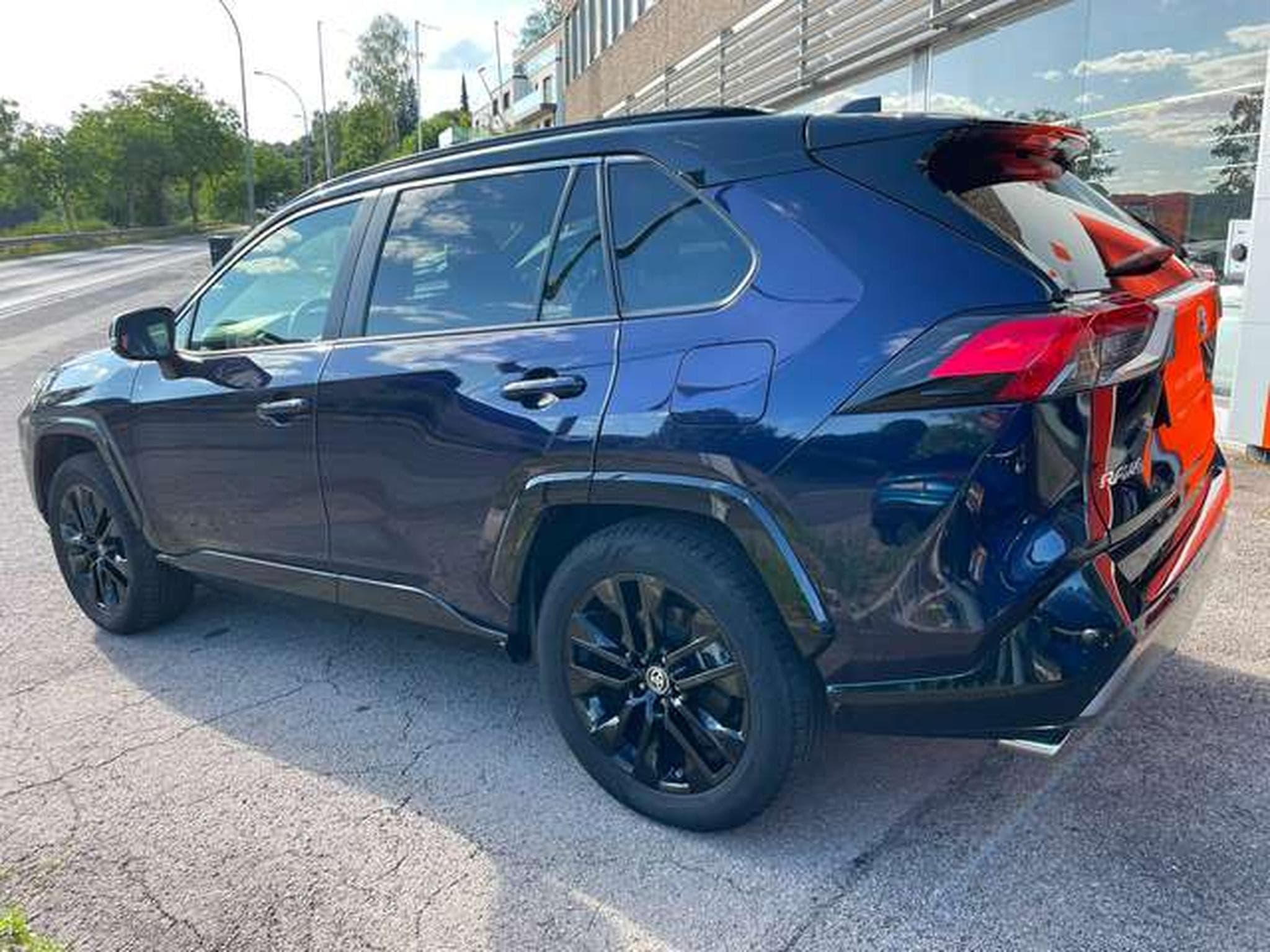 Toyota RAV 4 5d. 2.5 Hybrid Style Plus - JUSQU'A 3 ANS GARANTIE (2022) - Foto 7