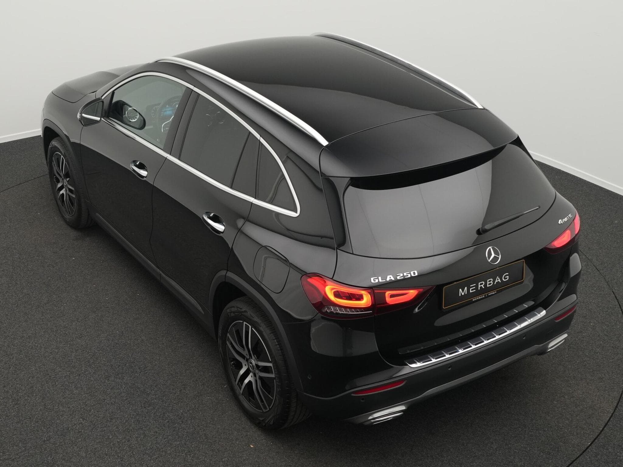 Mercedes GLA 250 4MATIC Off-Roader Multi+360°+Apple (2022) - Foto 11