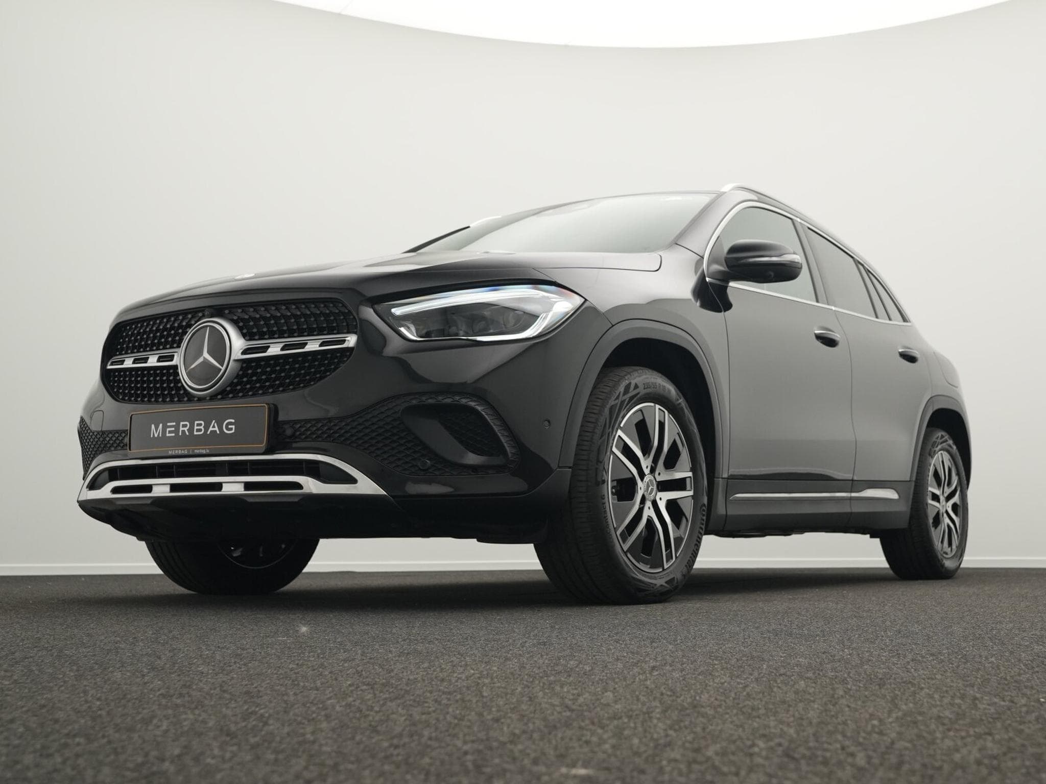 Mercedes GLA 250 4MATIC Off-Roader Multi+360°+Apple (2022) - Foto 8