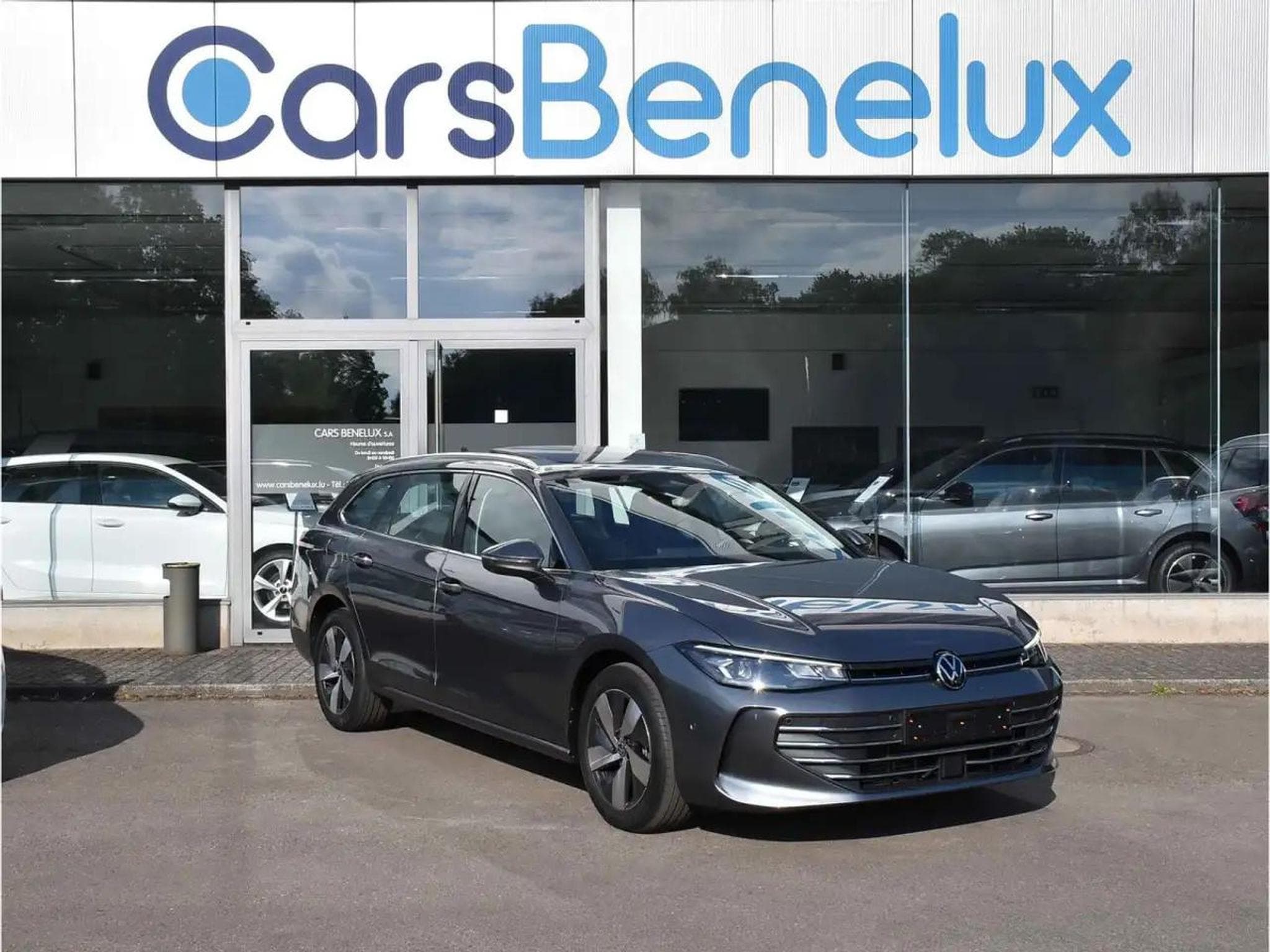 VW Passat (2025) - Foto 1