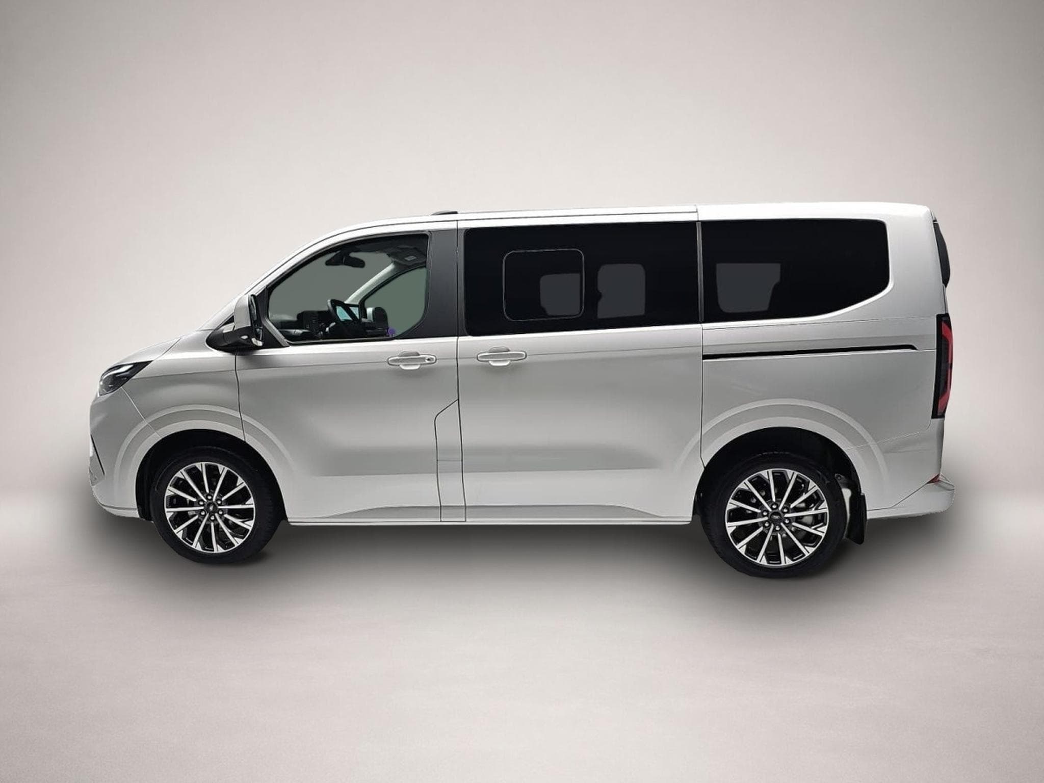 Ford Tourneo (2026) - Foto 4