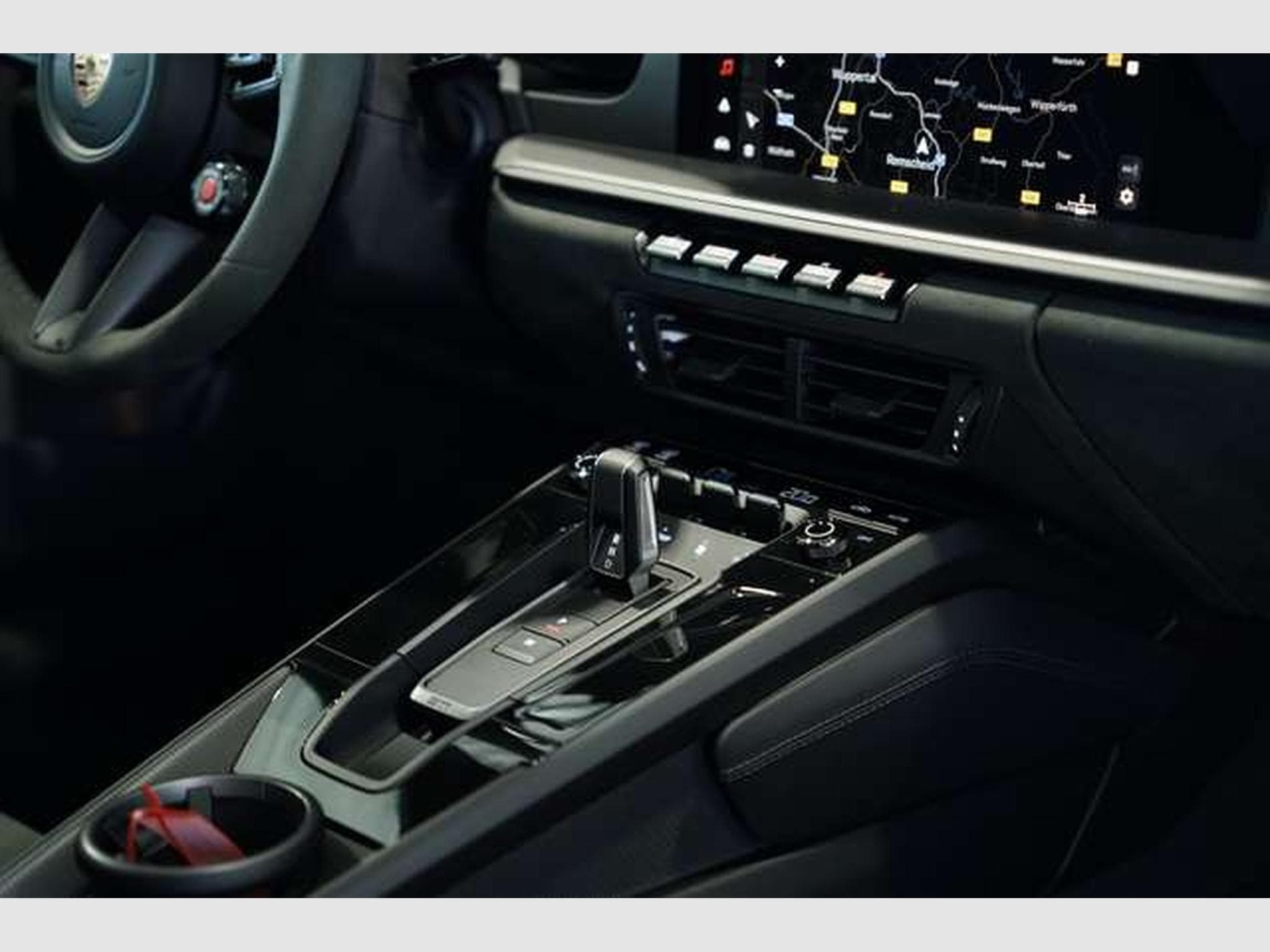 Porsche 911 Carrera GTS T-Hybrid *LIFT *Aero-Kit (2025) - Photo 30