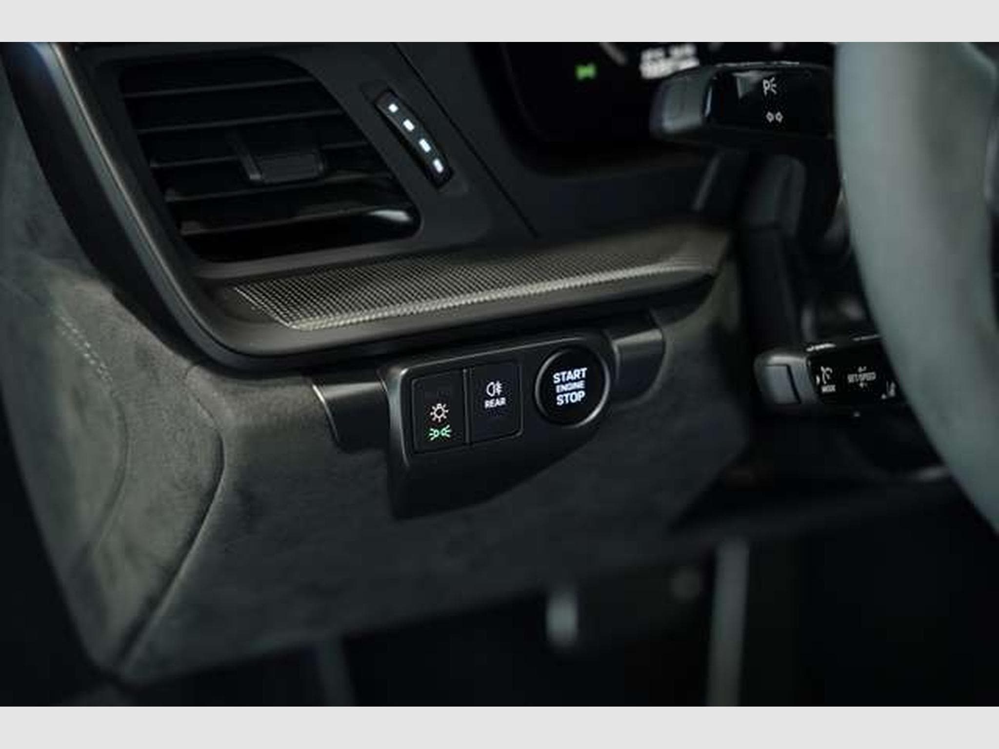 Porsche 911 Carrera GTS T-Hybrid *LIFT *Aero-Kit (2025) - Photo 33