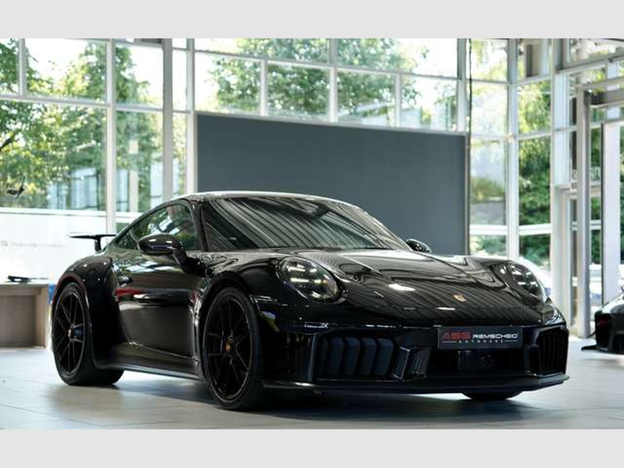 Porsche 911 Carrera GTS T-Hybrid *LIFT *Aero-Kit (2025) - Photo 4